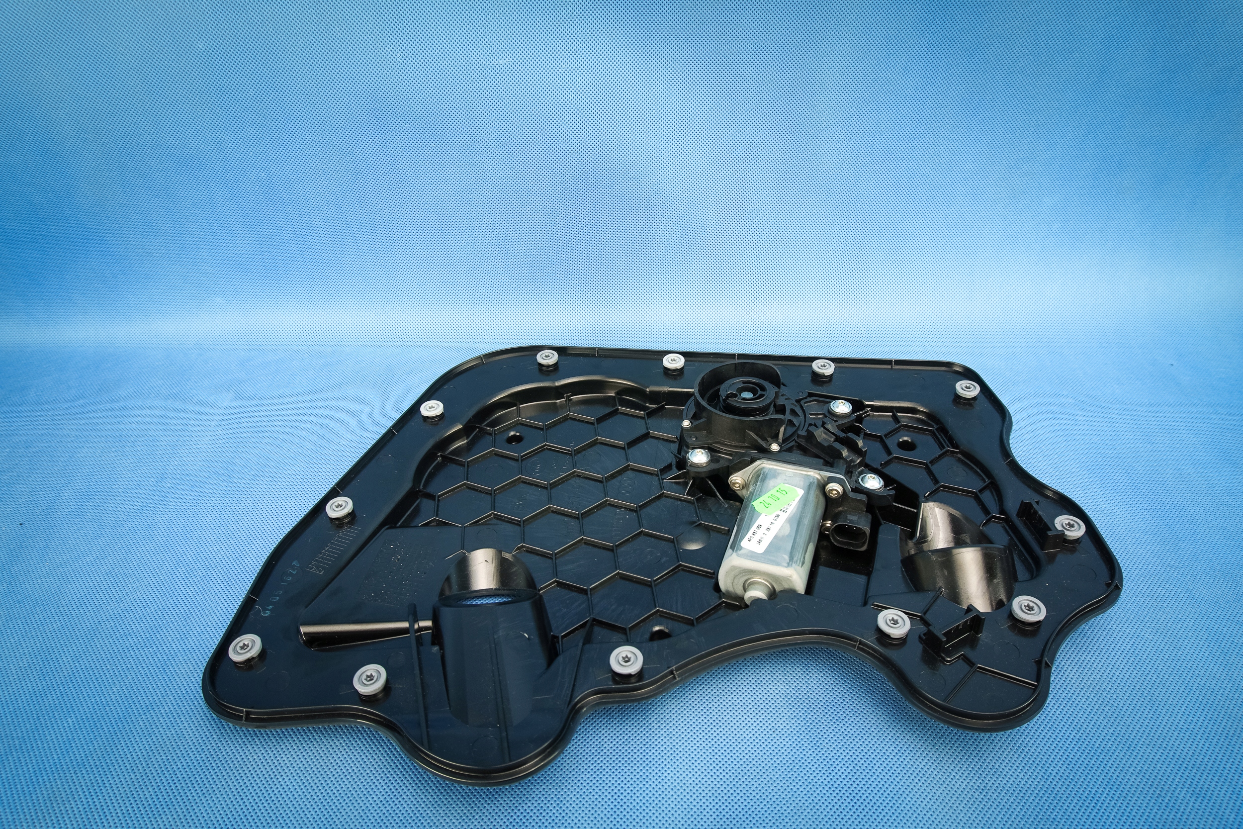 engine dociagu door Audi A6 A7 A8 S8 4H 4F0837059