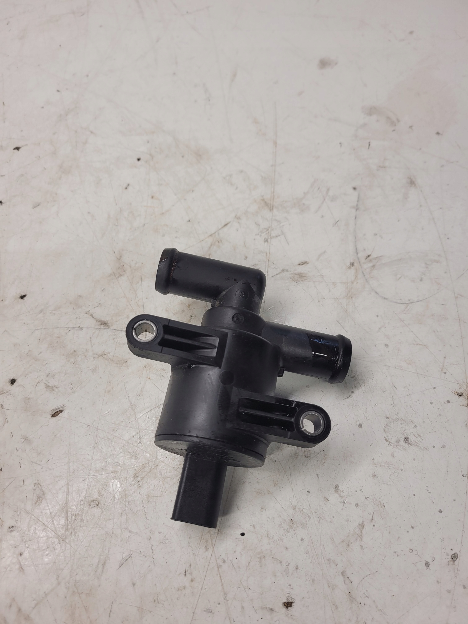 supplementary water pump AUDI VW 4H0121671D