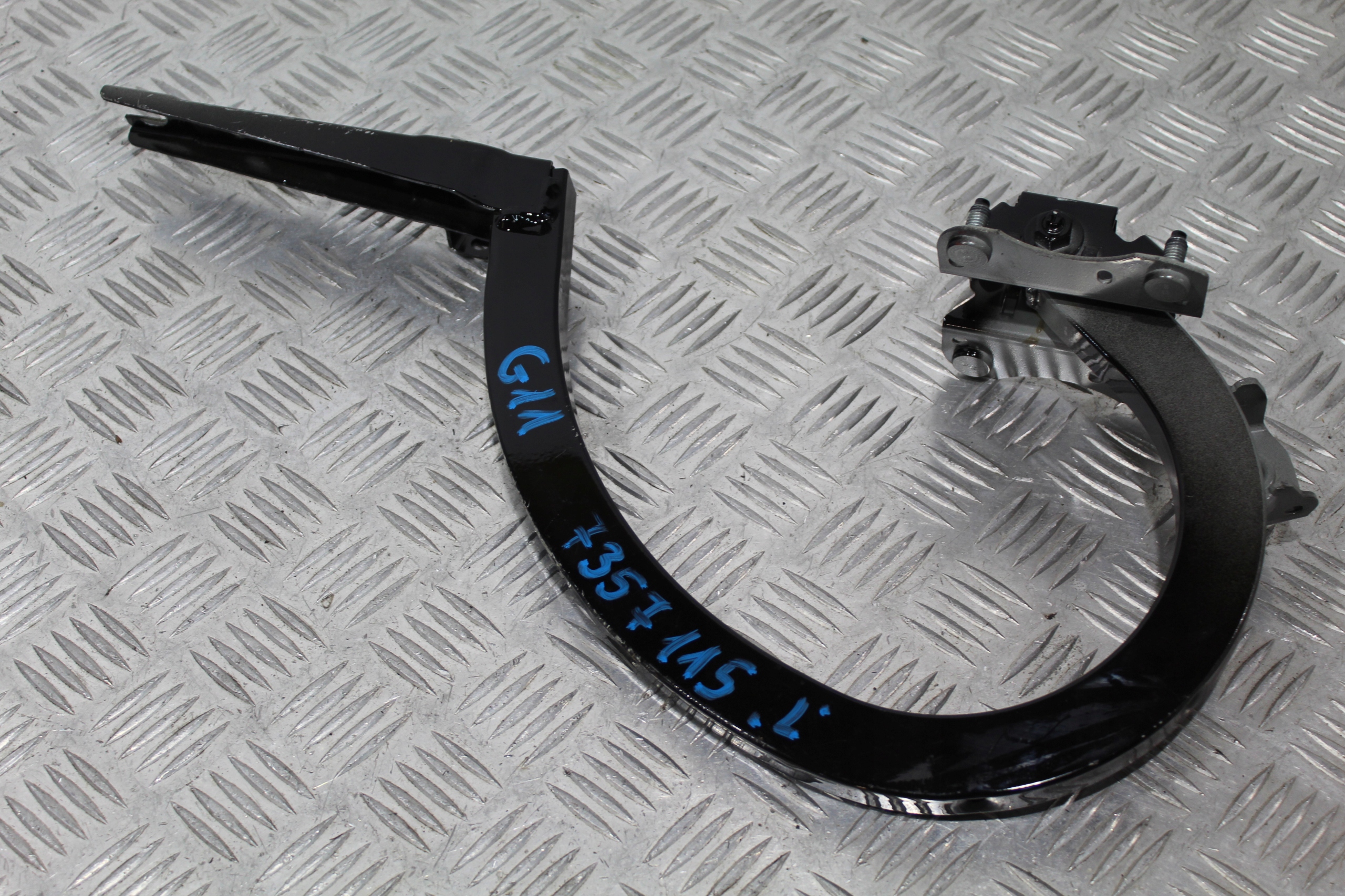 ZAWIAS KLAPY BAGAZNIKA LEWY BMW 7 G11 7357115