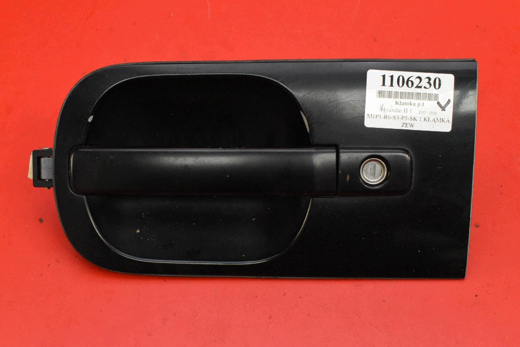handle left front front RB5 HYUNDAI H-1 2 II i800 VAN 07-20