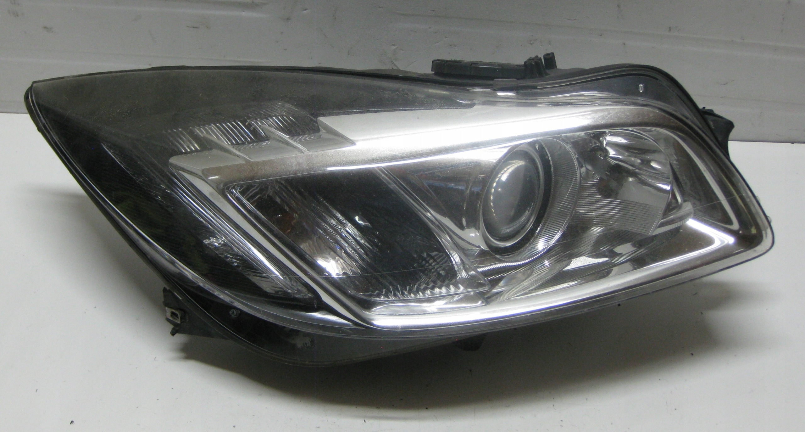 OPEL INSIGNIA A REFLEKTOR light right BI -XENON positioning LED 13226793