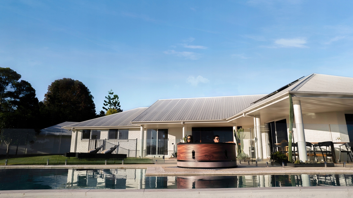 SPA Z HYDROMASAŻEM DUET MSpa DMUCHANE 6os.OZON WIFI UVC 6 OSOBOWE 2024 Wfi Długość 173 cm