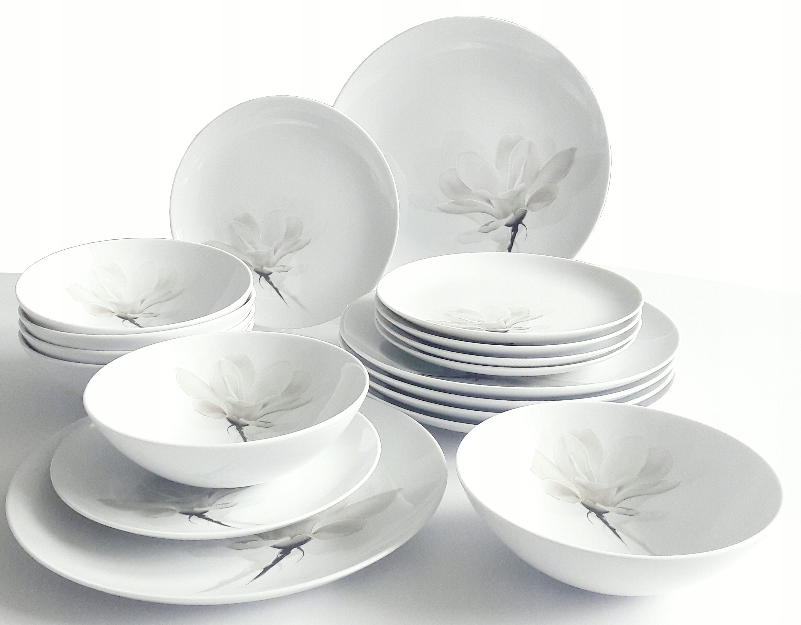 

Lubiana Magnolia 6474 Serwis Obiadowy 18 El Talerz