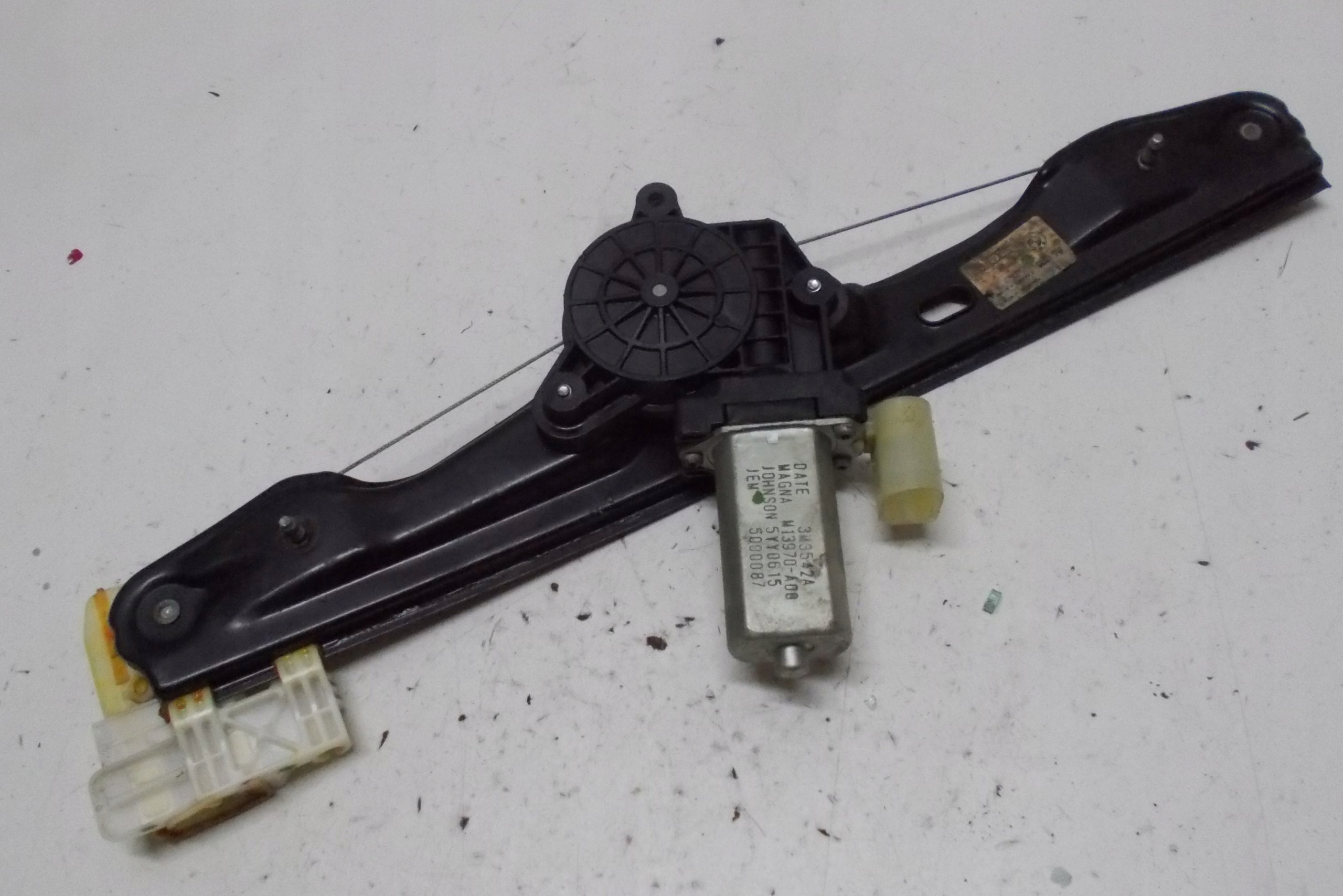 BMW F20 mechanism windows left rear part 7242555