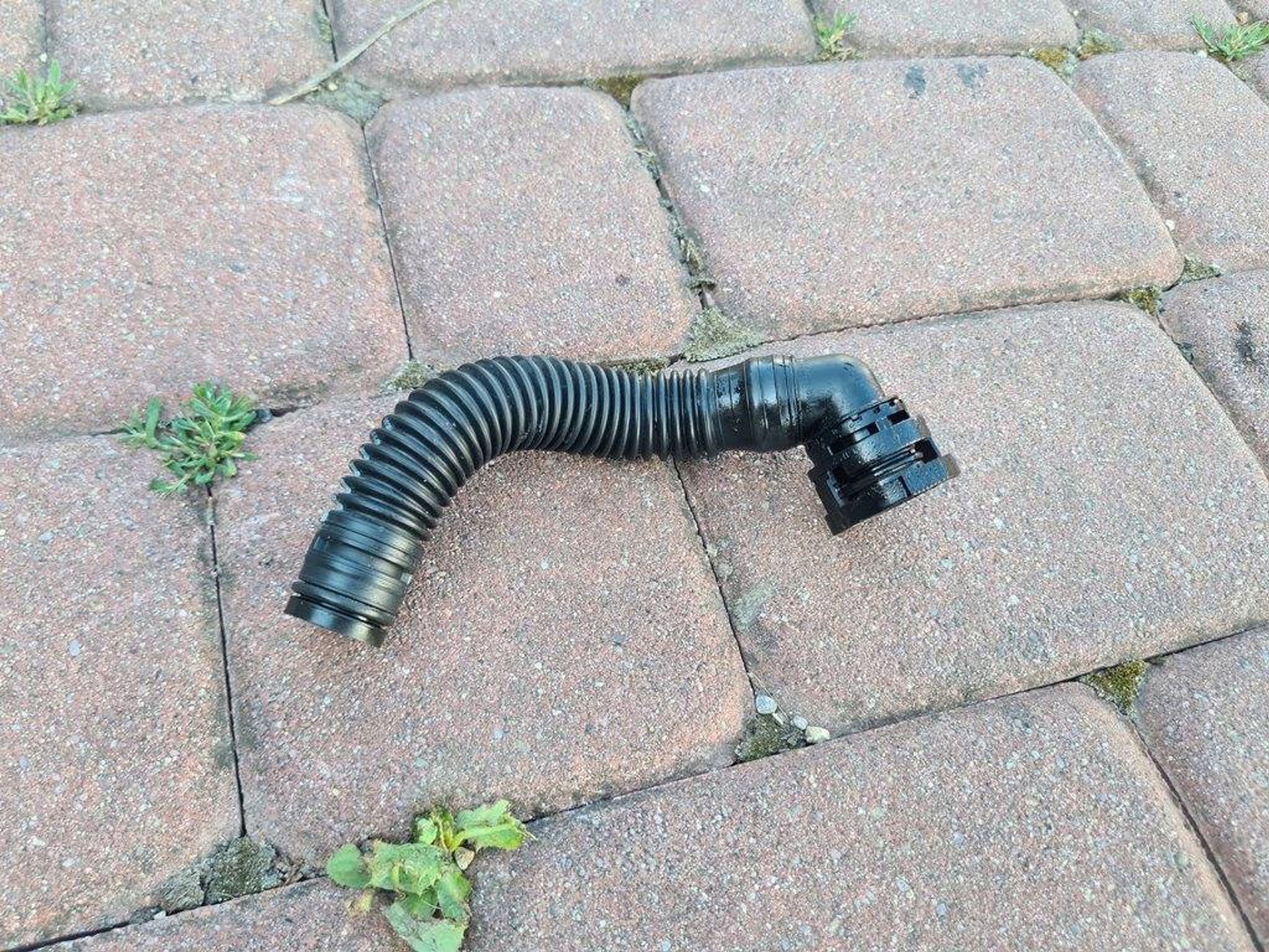 pipe air hose 1.6TDI Volkswagen Golf VII Dolot12444