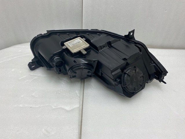 light left Jaguar XF F Pace Bi Xenon LED 2016