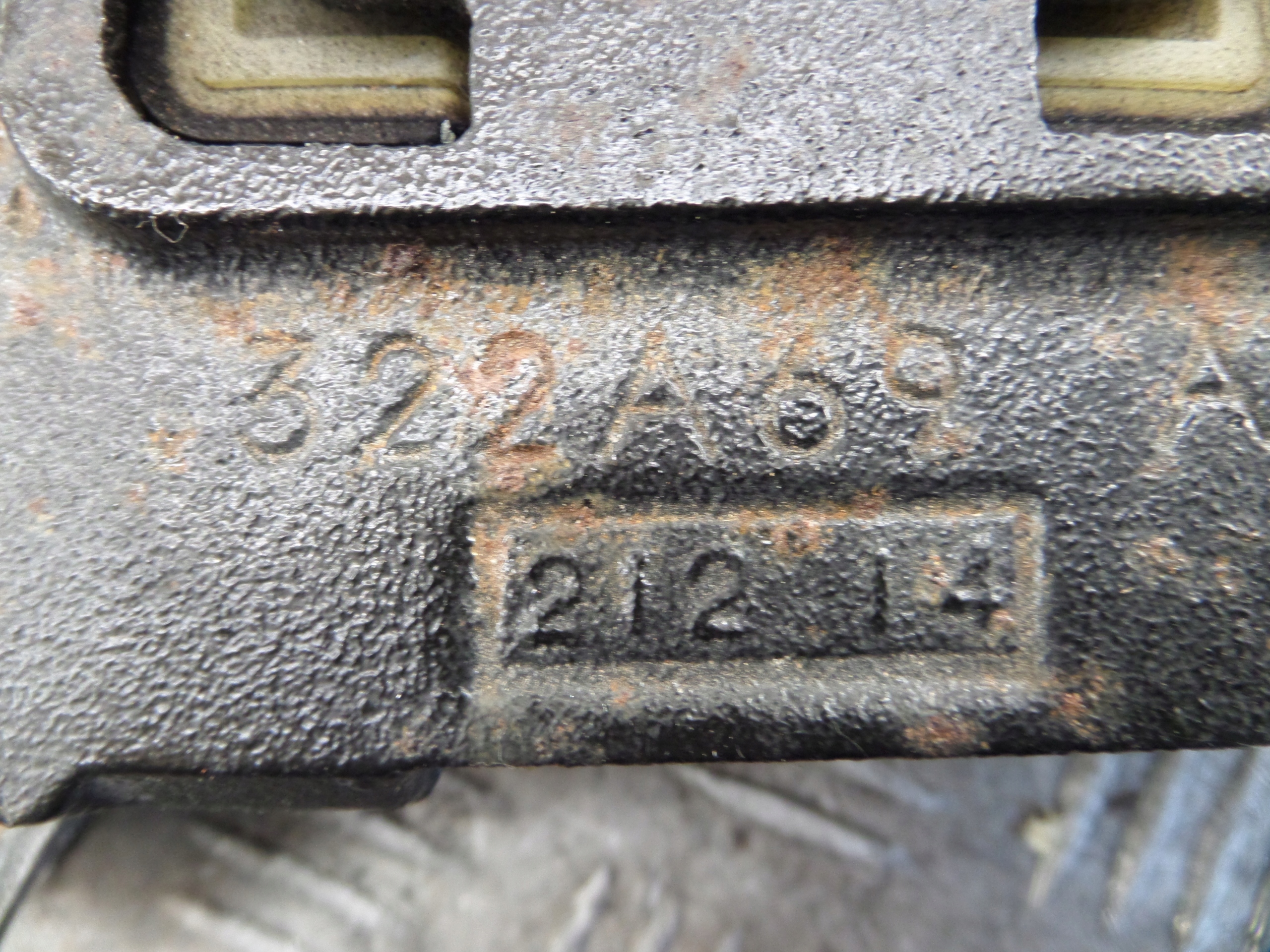 holder engine mount 322A69A VOLVO V40 II CC