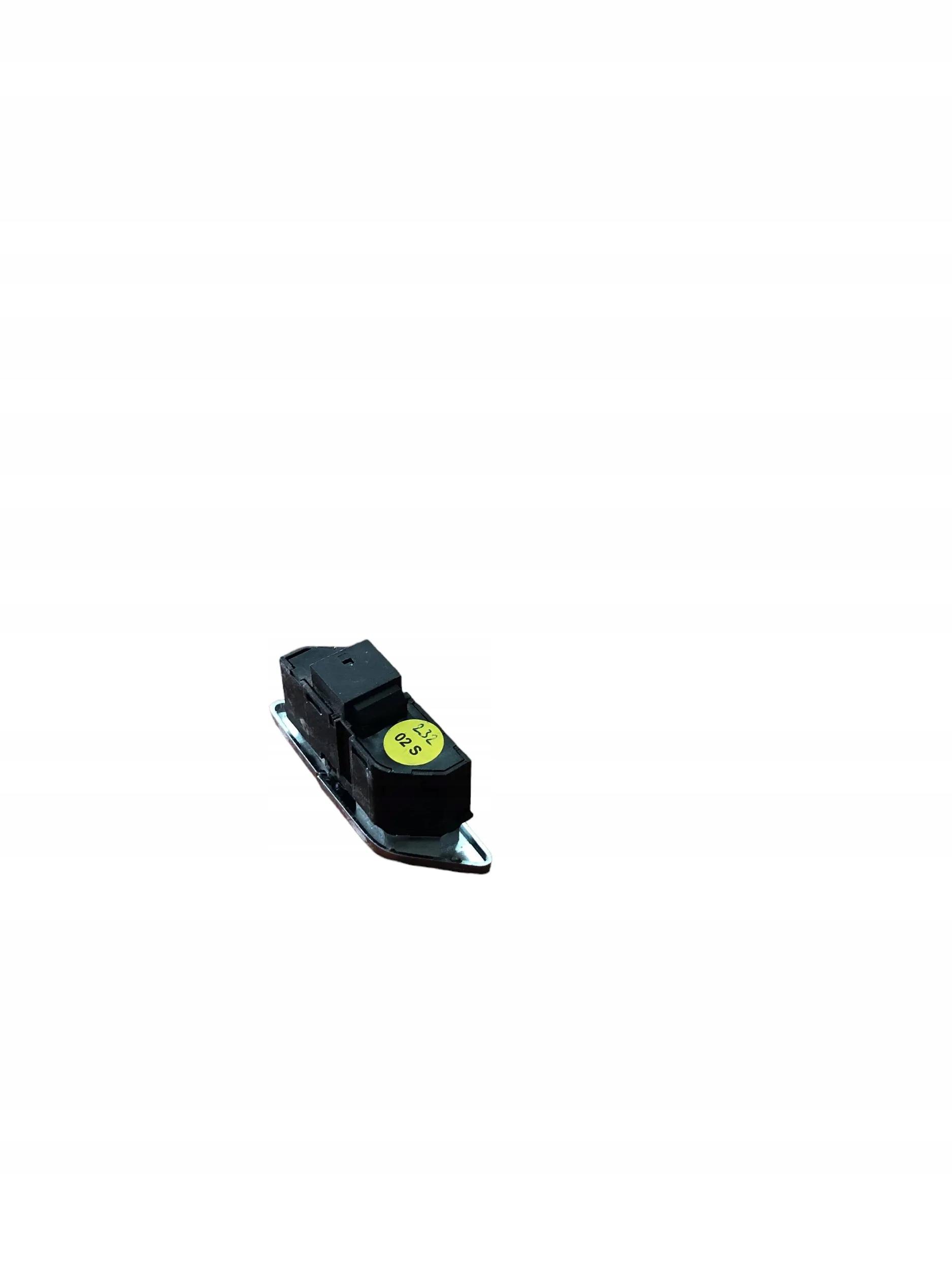 AUDI A6 C8 switch of a lock central 4K1962107