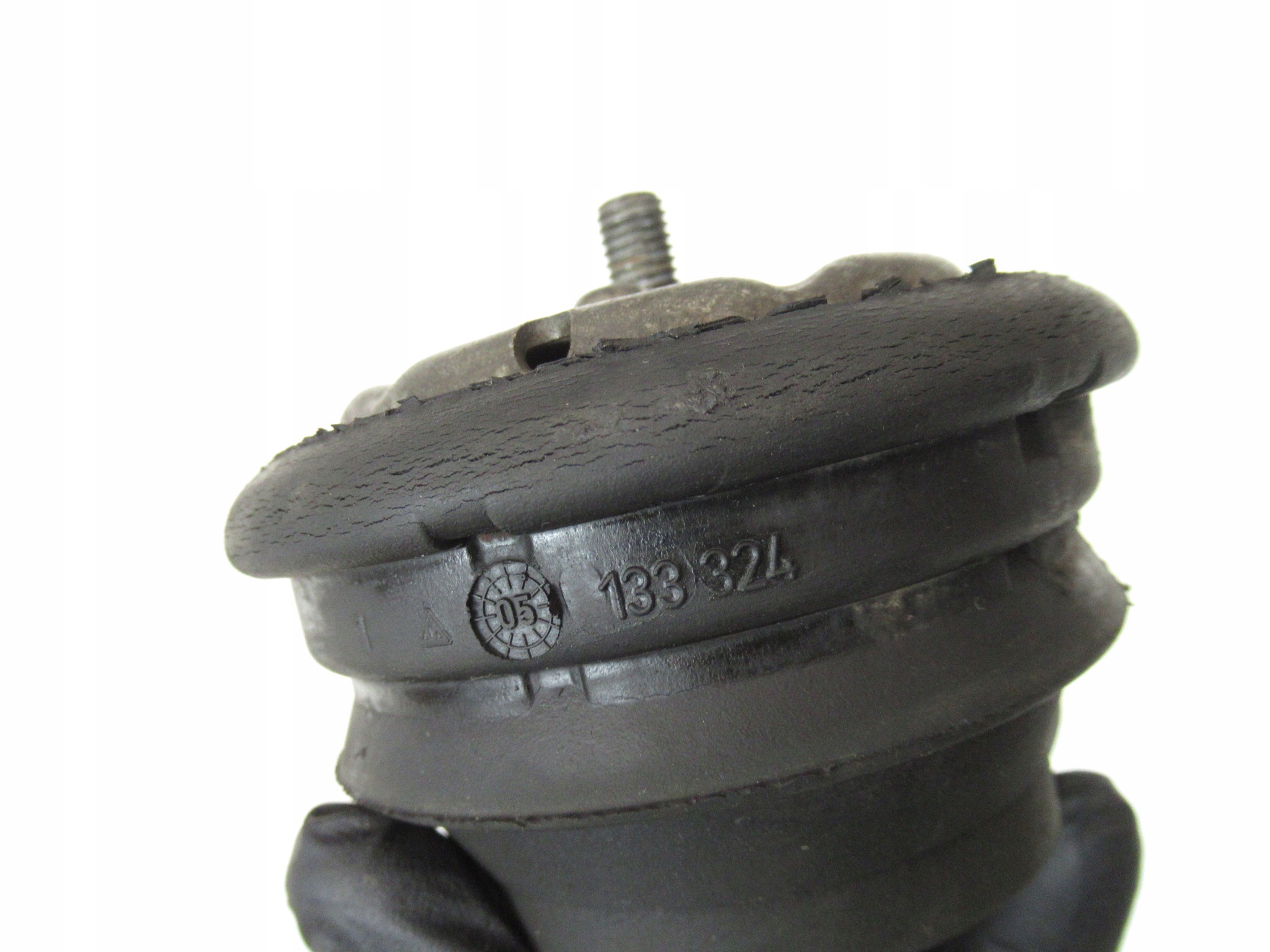 engine mount BMW e39 M52 M54 2.0 2.5 2.8 3.0