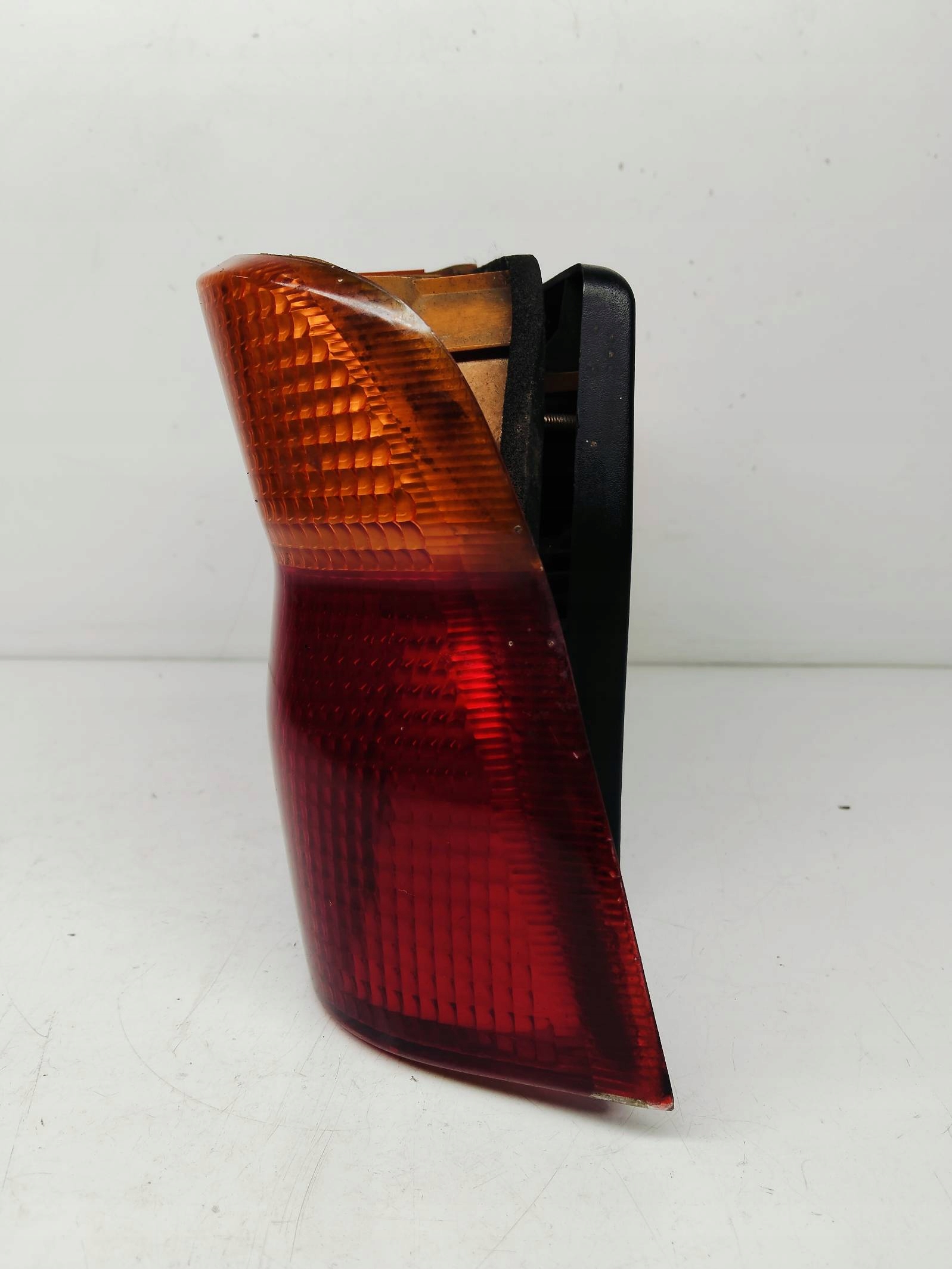 light rear right FORD ESCORT 91AG13A602 HB