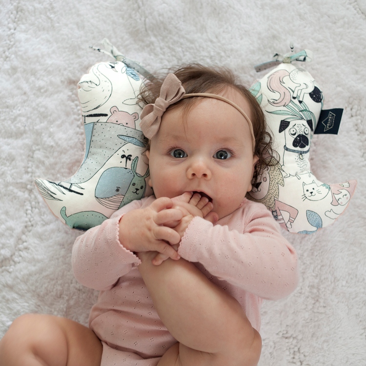 La Millou Poduszka Angel's Organic Vintage Meadow Bohater brak