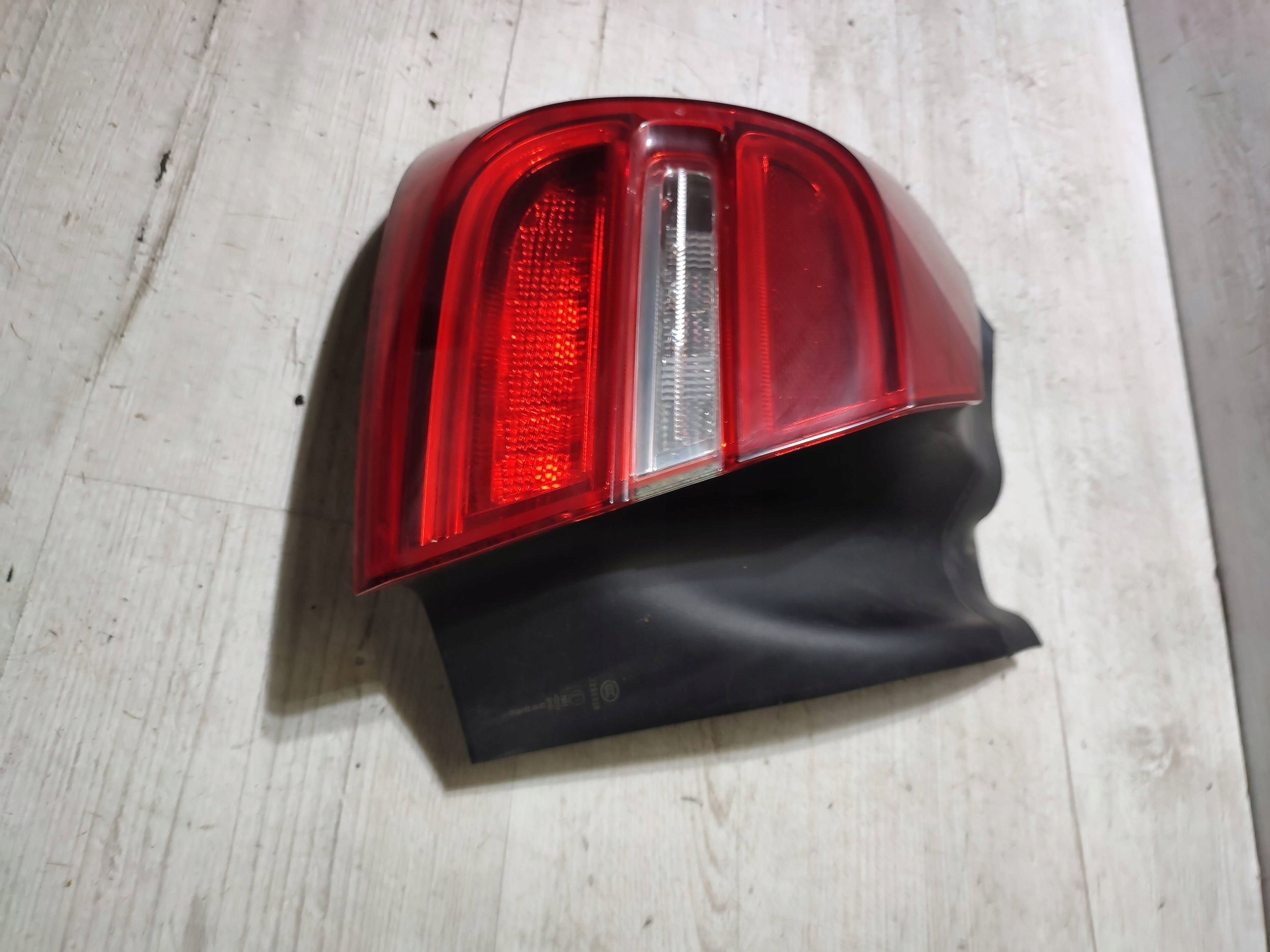 Mercedes-Benz GLA W156 2015 rear part side left light rear