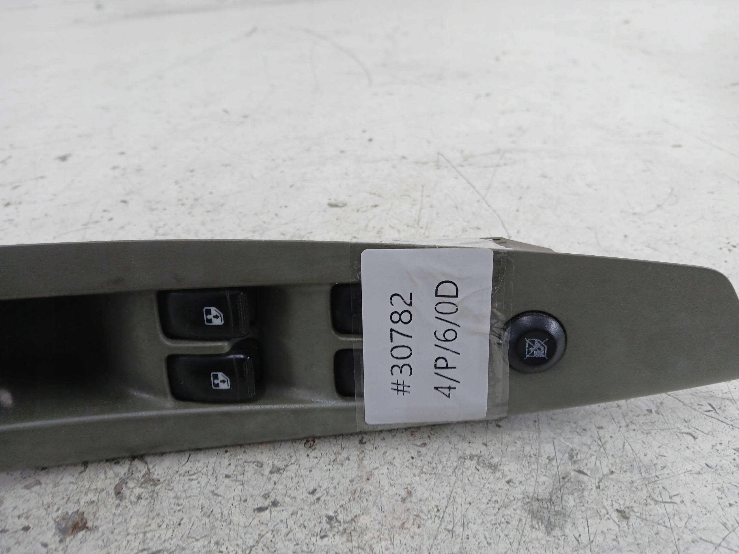 CHEVROLET NUBIRA III PANEL okna levý předek