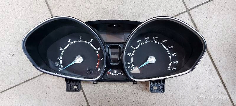 dials B-MAX C1BT10849EAN