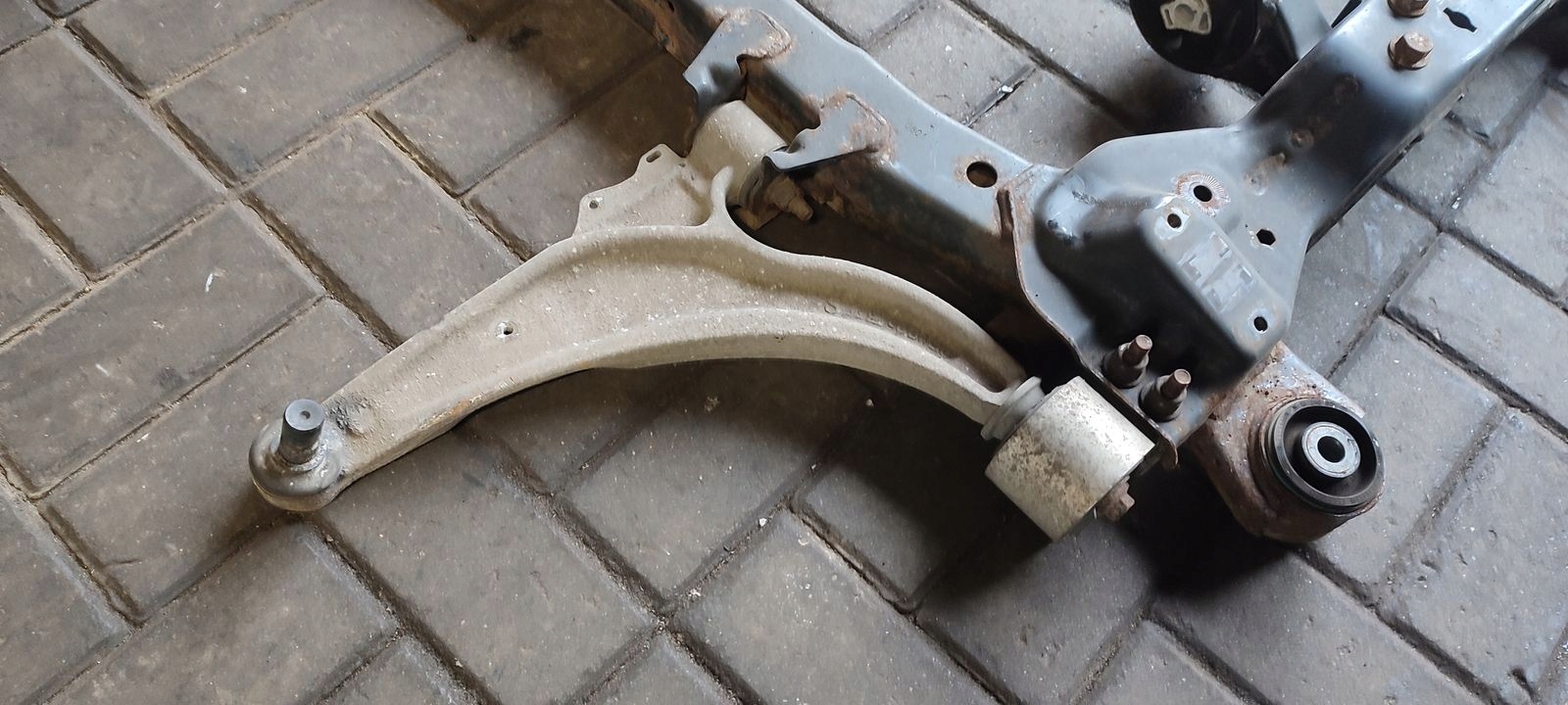 axle beam subframe front front Opel Astra J kombi 2,0 CDTI