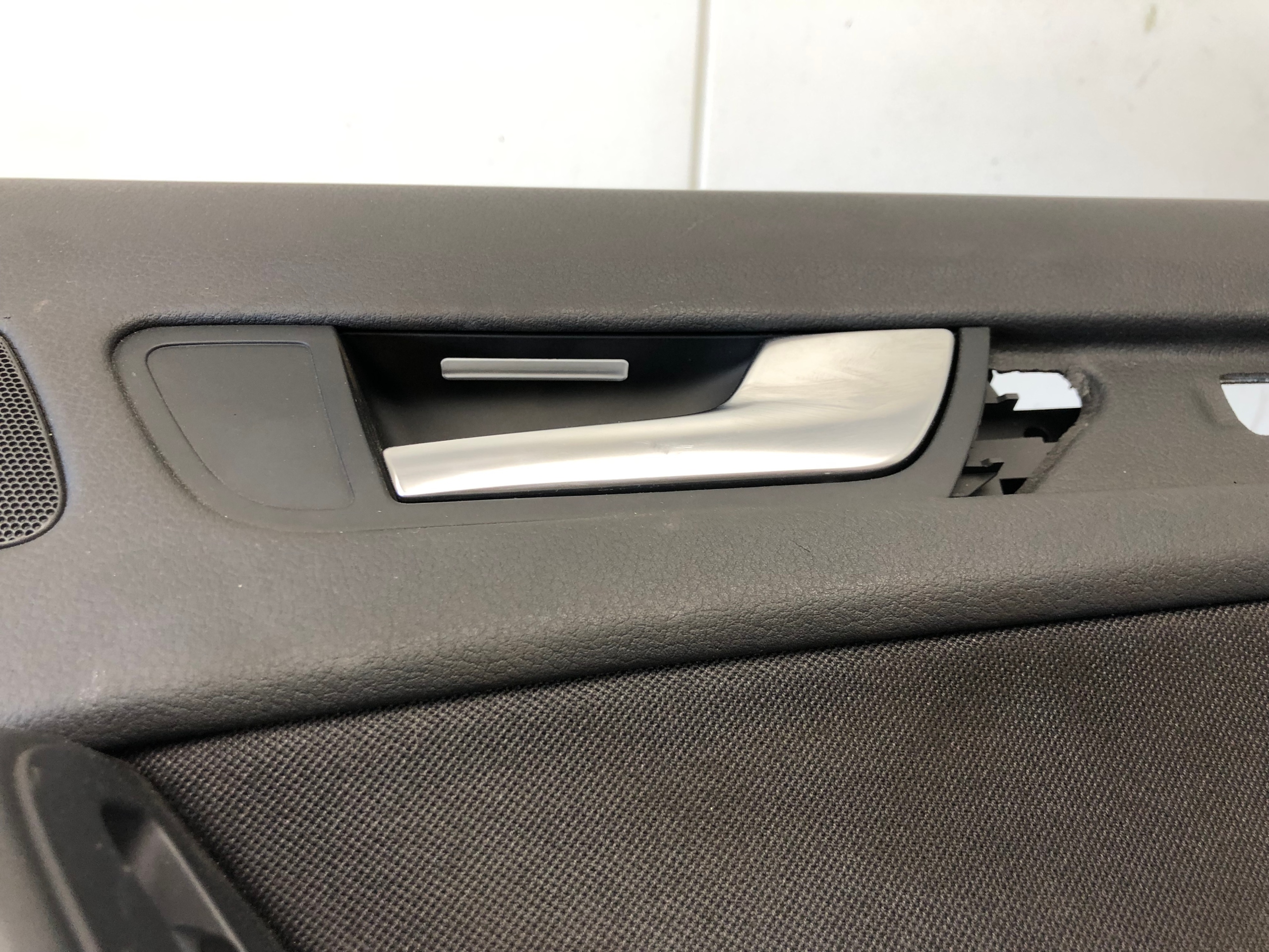 side door right rear part AUDI A4 B8 8K0867306