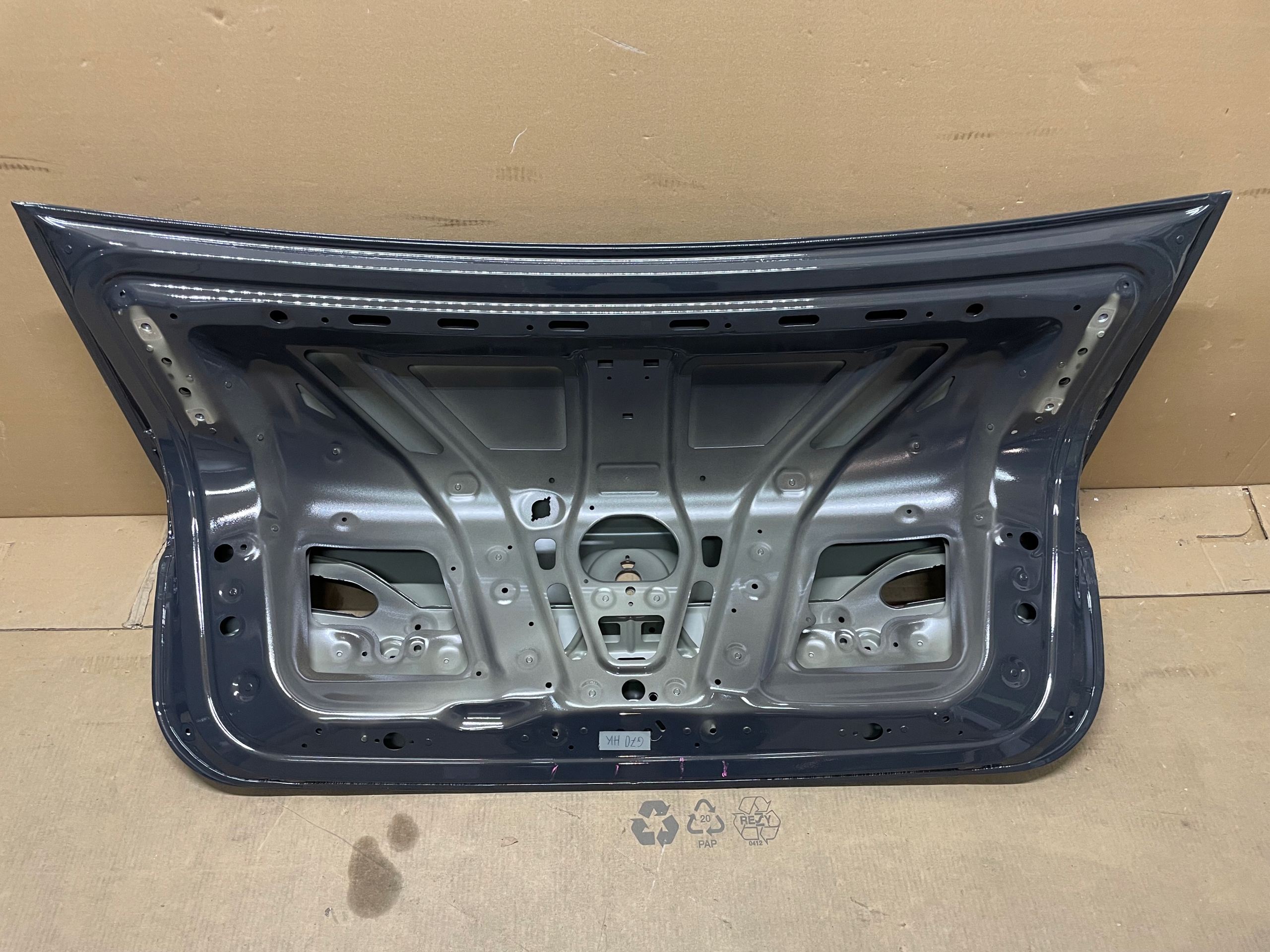 trunk door boot BMW i7 7 G70 C36