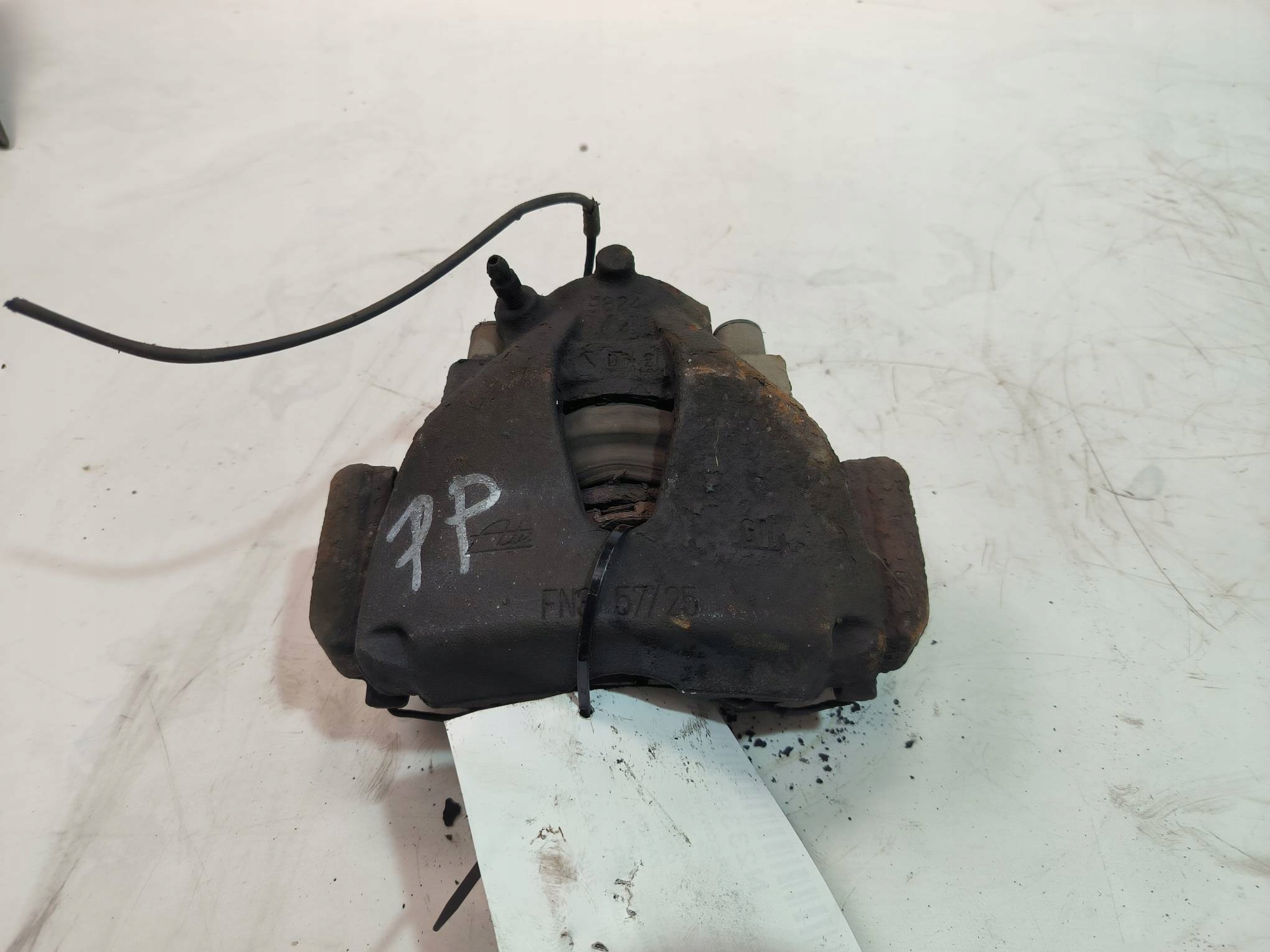 caliper brake front right 2.2 DTI OPEL ZAFIRA A
