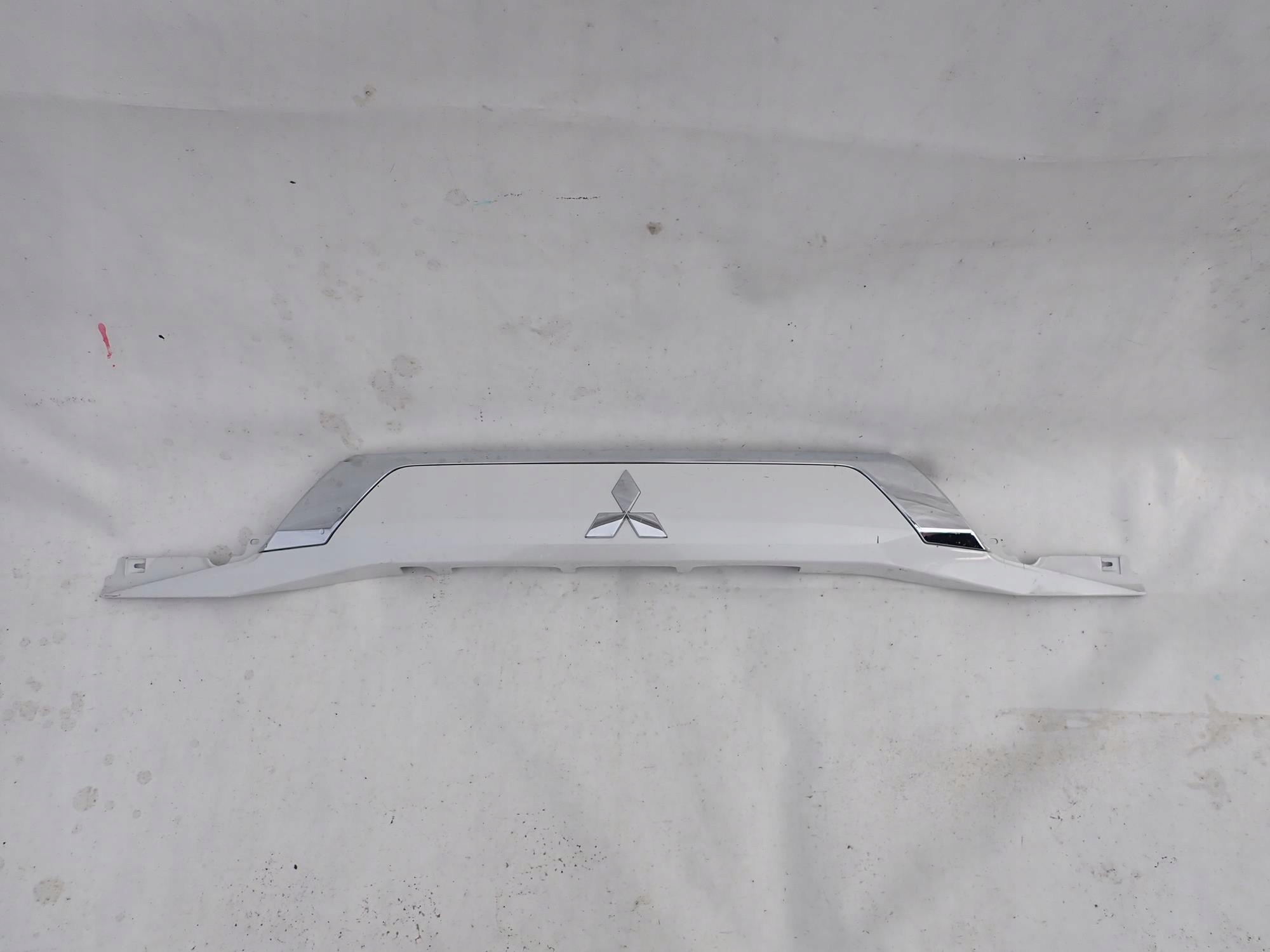 MITSUBISHI OUTLANDER III 3 LIFT 15-21 cap bonnet