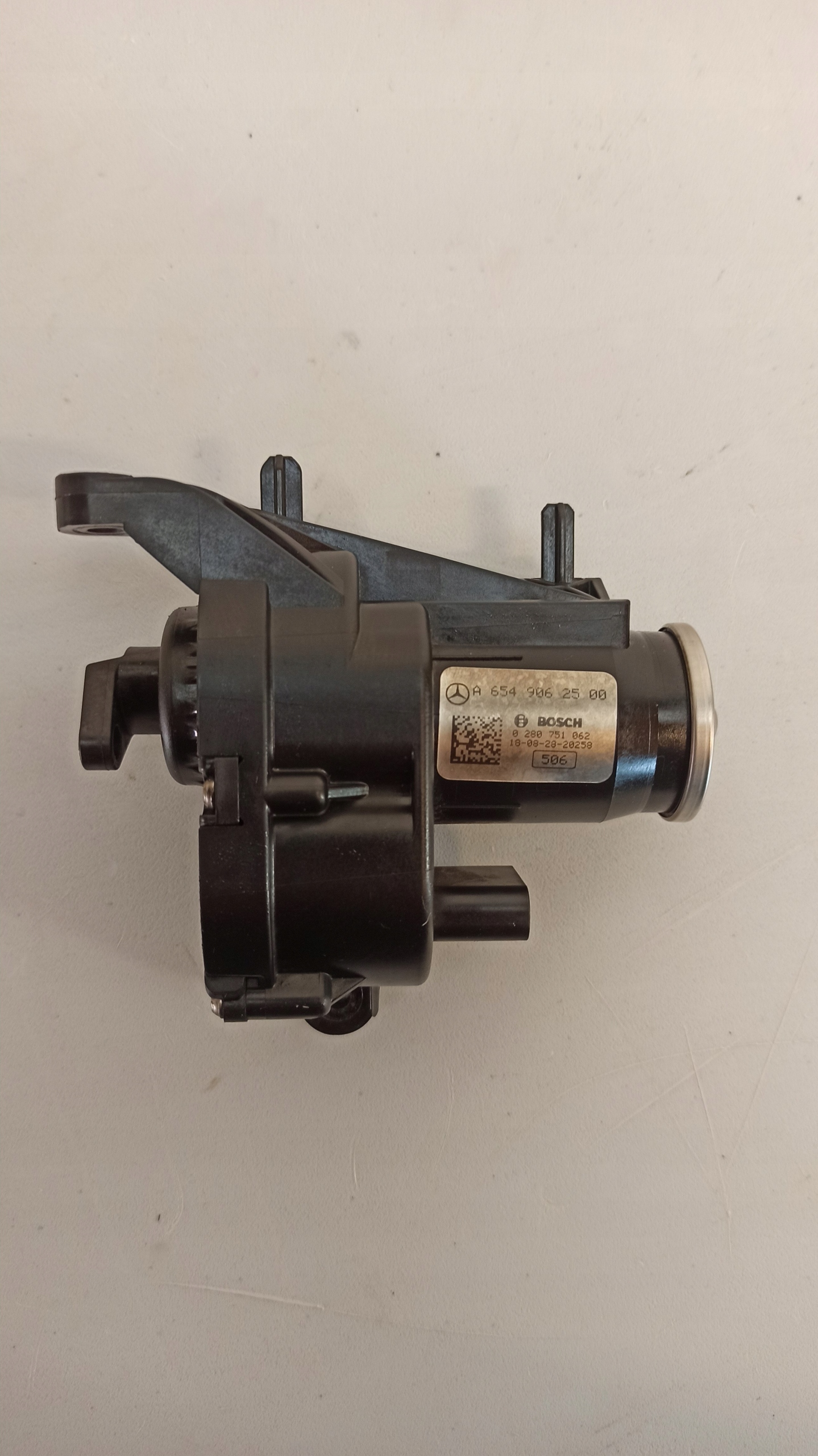 A6540908700 - MERCEDES W213 регулятор коллектора A6549062500