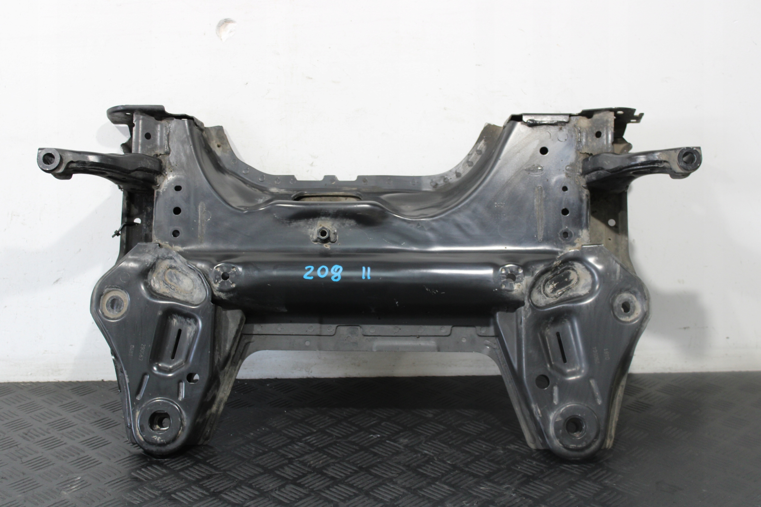 axle beam subframe axle beam front PEUGEOT 208 II 2