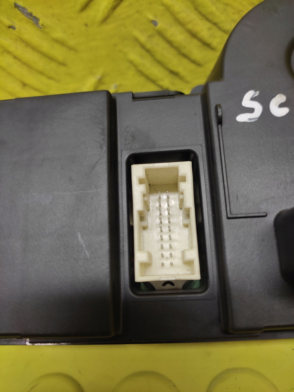 RENAULT SCENIC II PANEL klími klimatizaci 8200344841