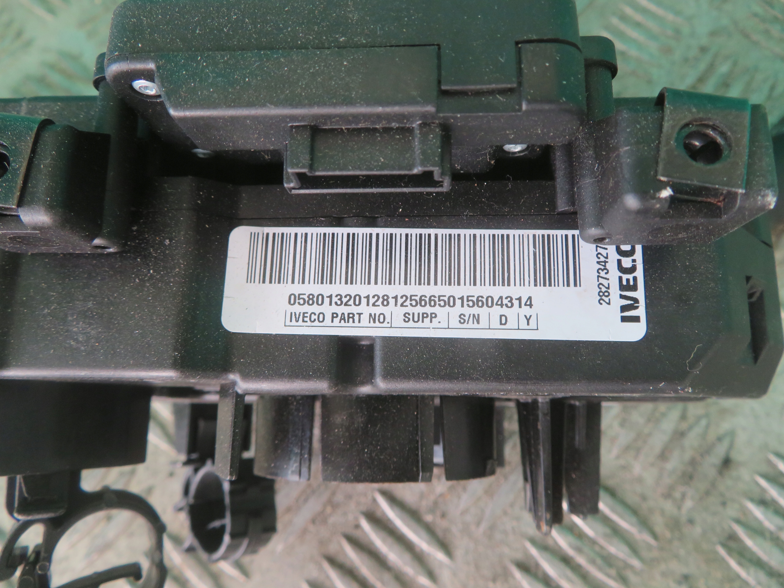 DEVIO LUCI TERGICRISTALLO TERGI IVECO DAILY 14R 05801320128