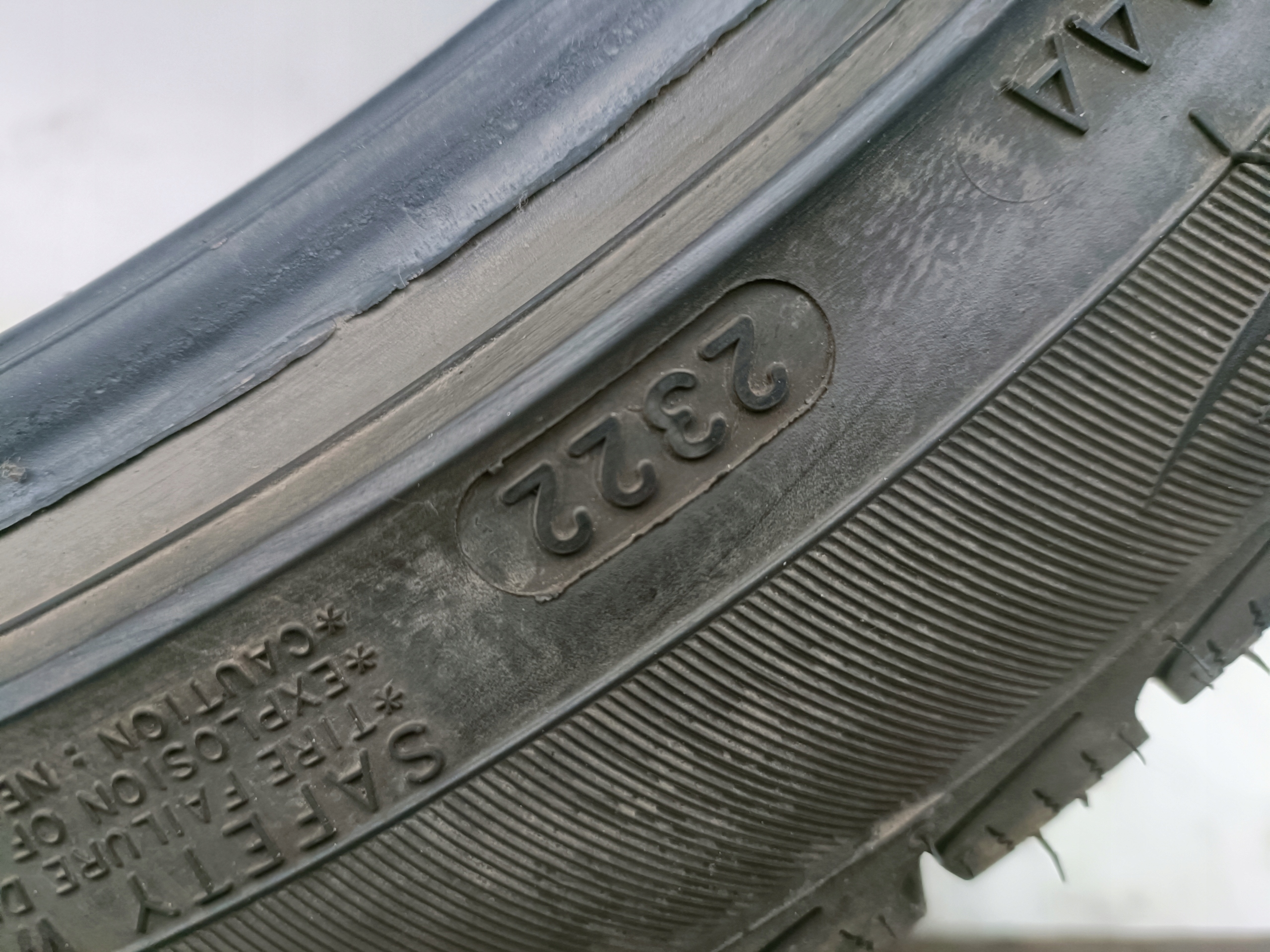 POWERTRAC SNOWSTAR 225/45 R18 2022R 8.75MM Klasa pozostałe marki