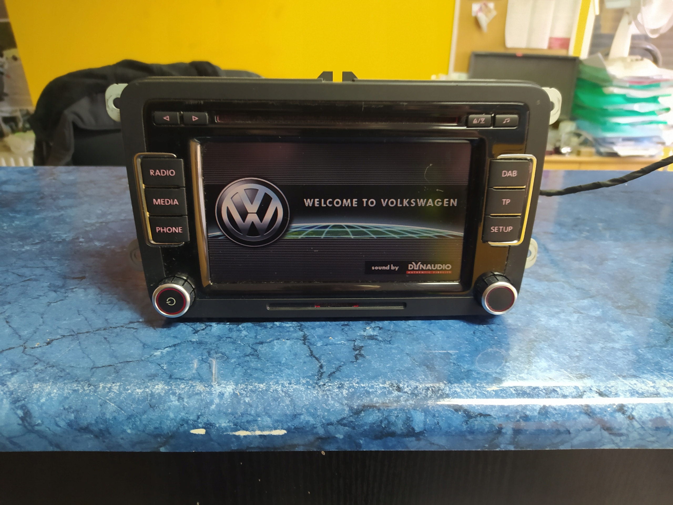 VW GOLF V TOURAN PASSAT РАДИО КОД 3C8035195A