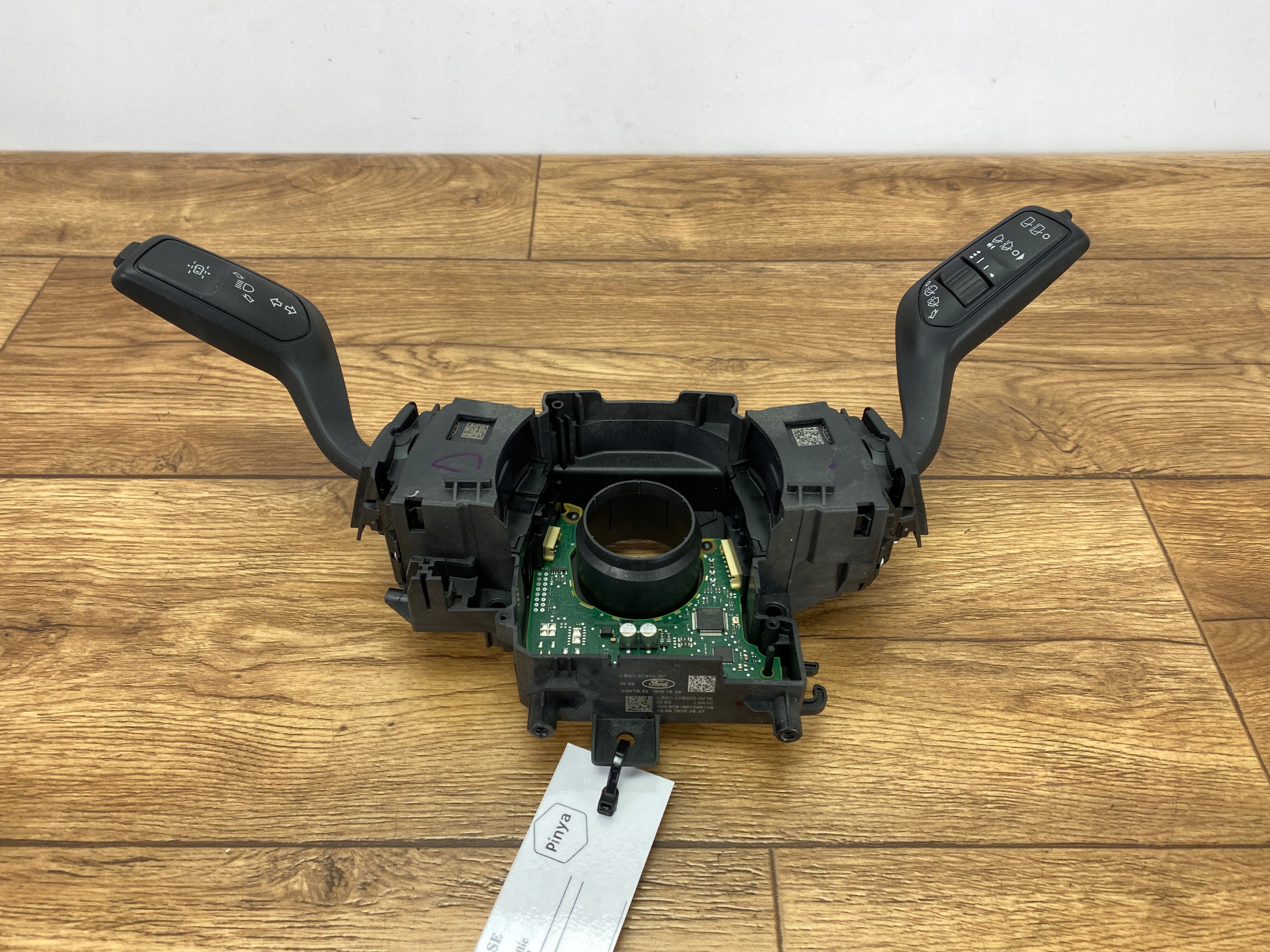 DEVIO LUCI DEVIO DEVIO LUCI TERGICRISTALLO TERGI Ford Kuga MK3 2020+ Escape