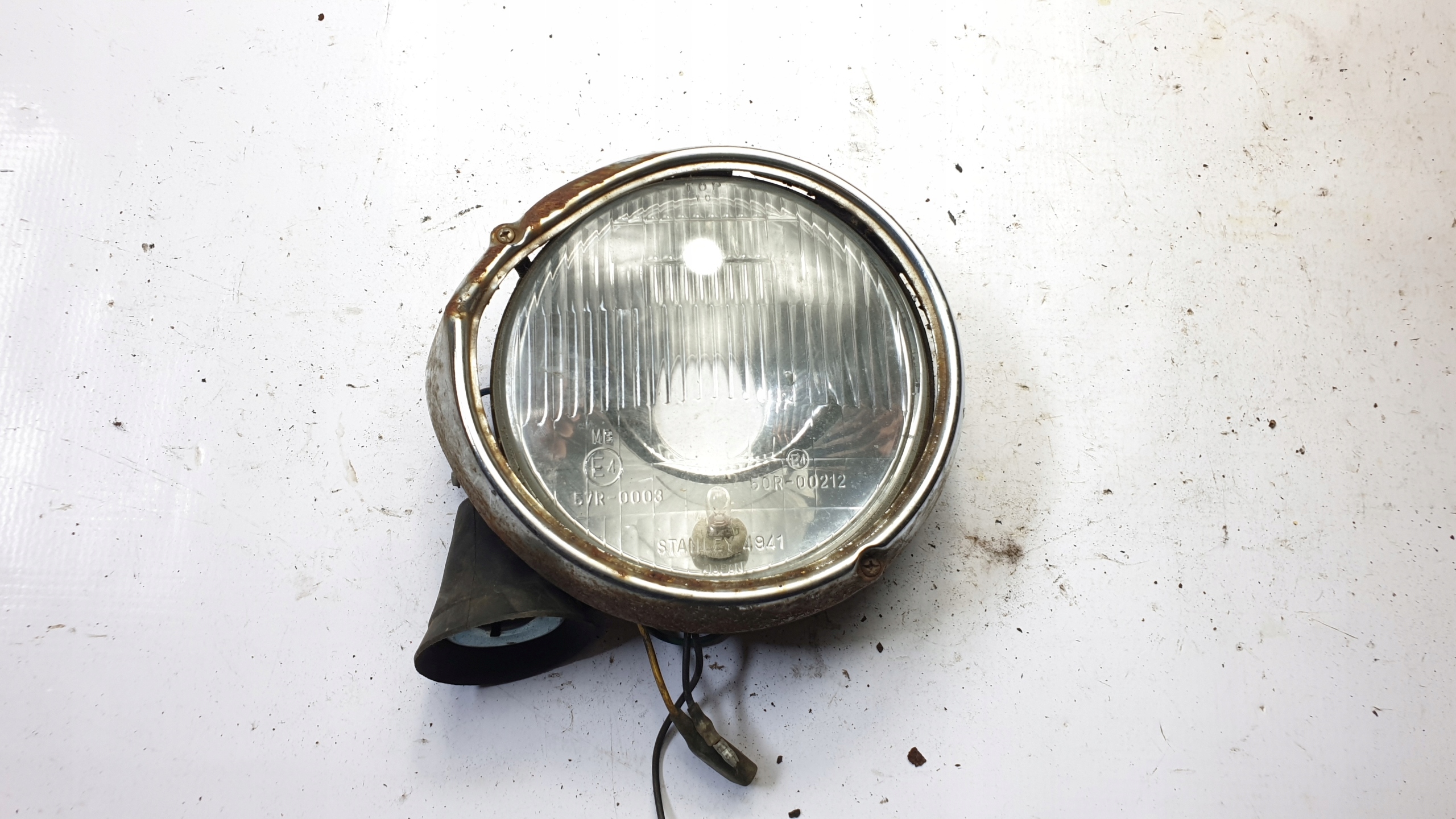 LAMPA PRZÓD REFLEKTOR YAMAHA SR 125