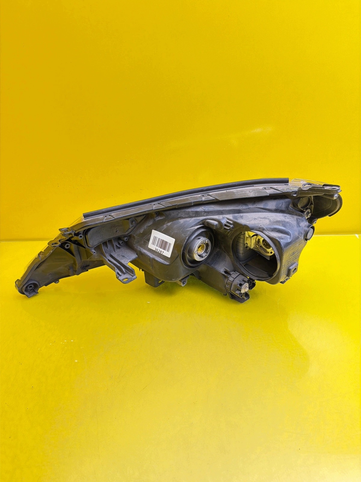 light right Toyota RAV4 IV 2013-2015 normal