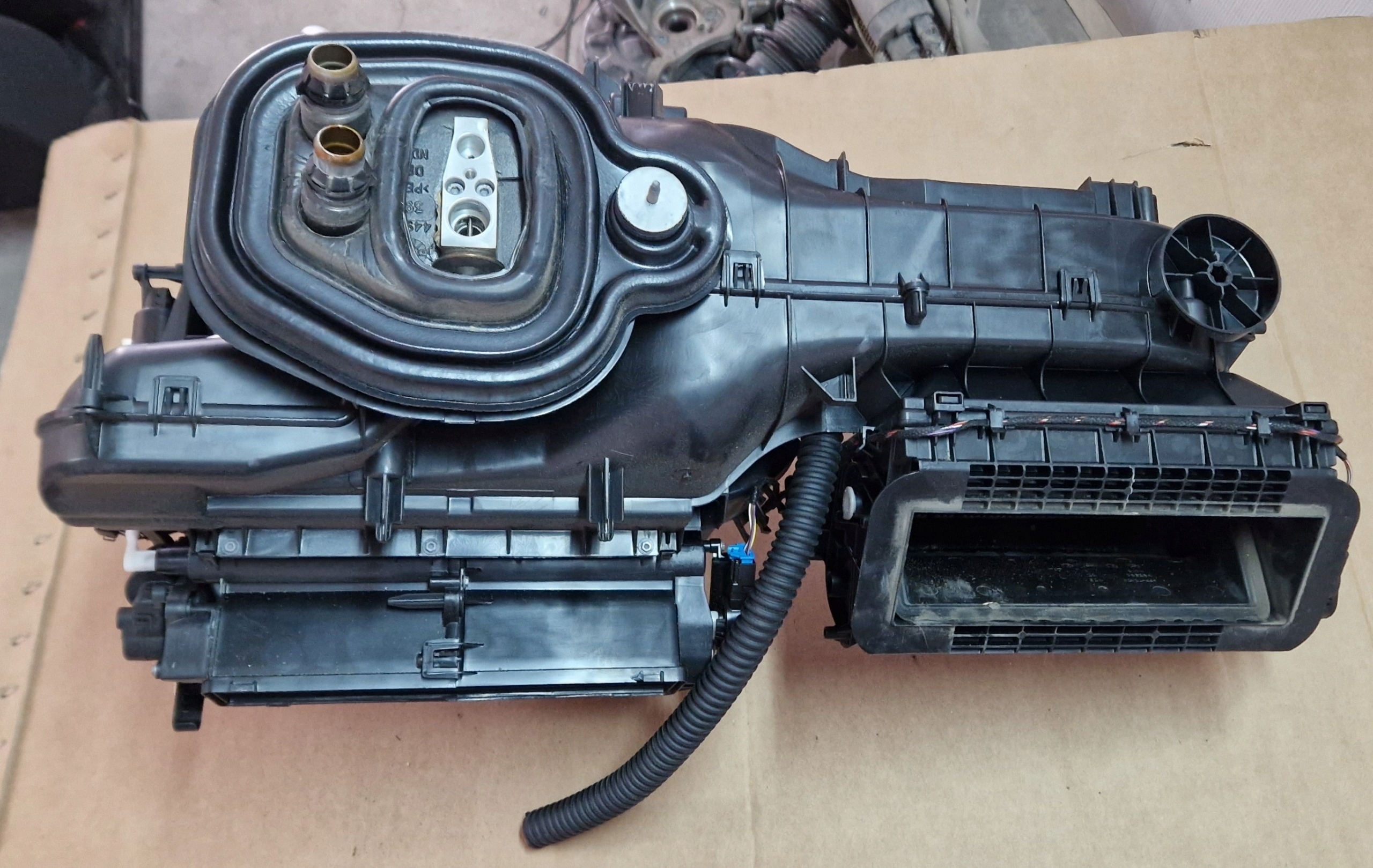 heater VW AUDI SKODA 5QH820005A original KPL