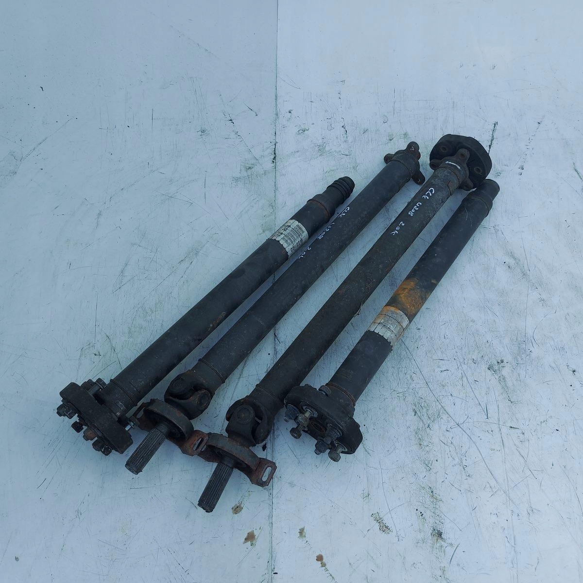 ВАЛ ПРИВОДНОГО MERCEDES КЛК W208 2.0 K