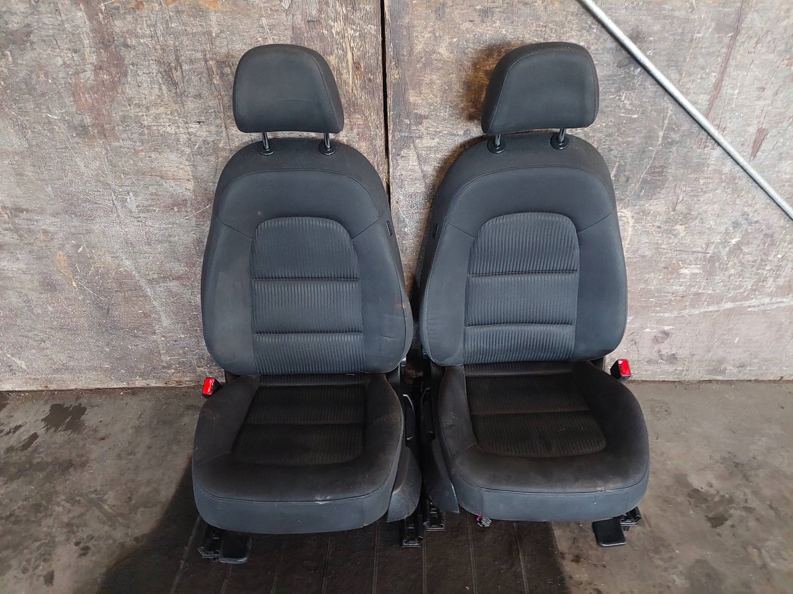 seats KOMPLET left right seat rear part + side AUDI A4 B8 sedan