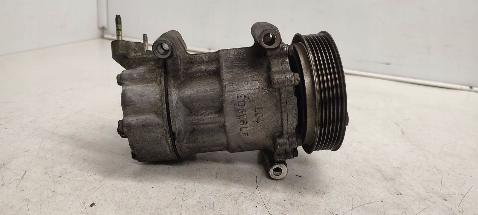 compressor of the air conditioning compressor; Mini R56 1,6 VTI