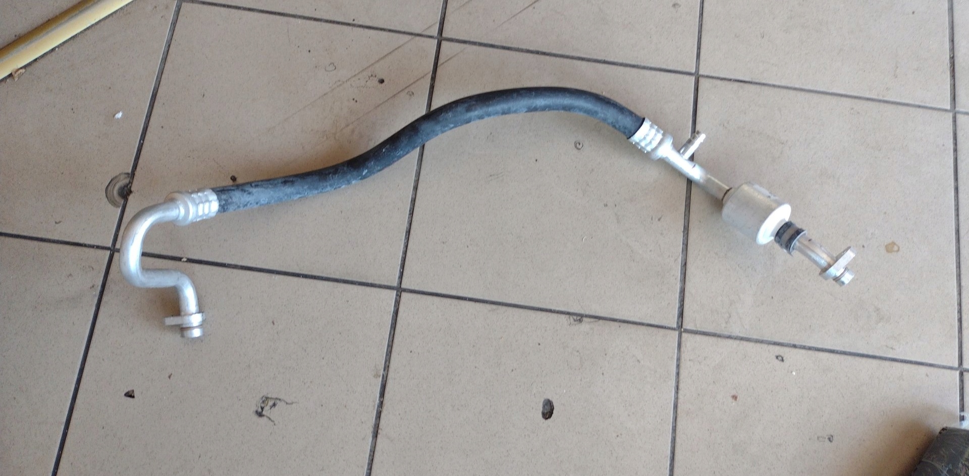 КАБЕЛЬ КОНДИЦІОНЕРА DACIA SANDERO III 924806936R