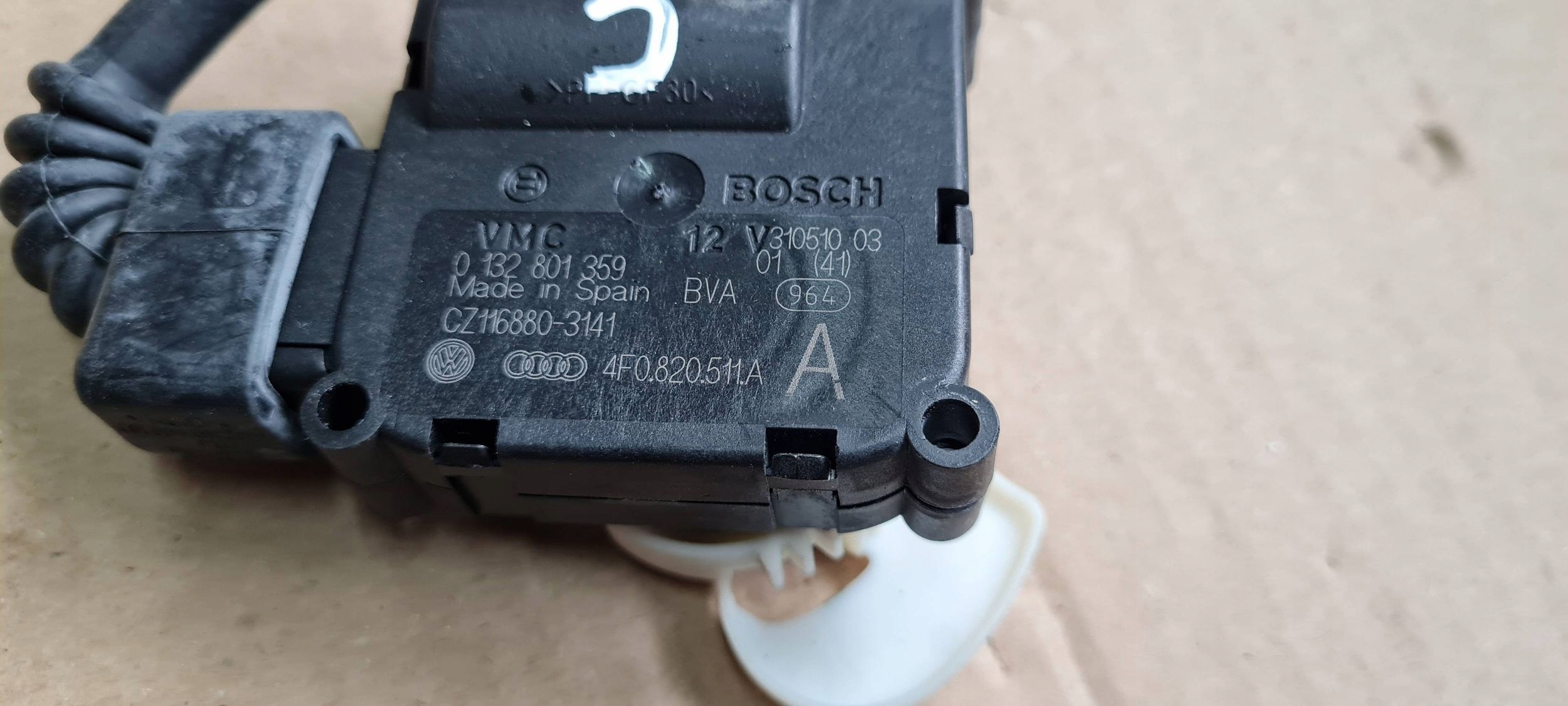 A6 C6 LIFT Micro moteur Bouches buses Bloc de chauffage complet de chauffage 4F0820511A