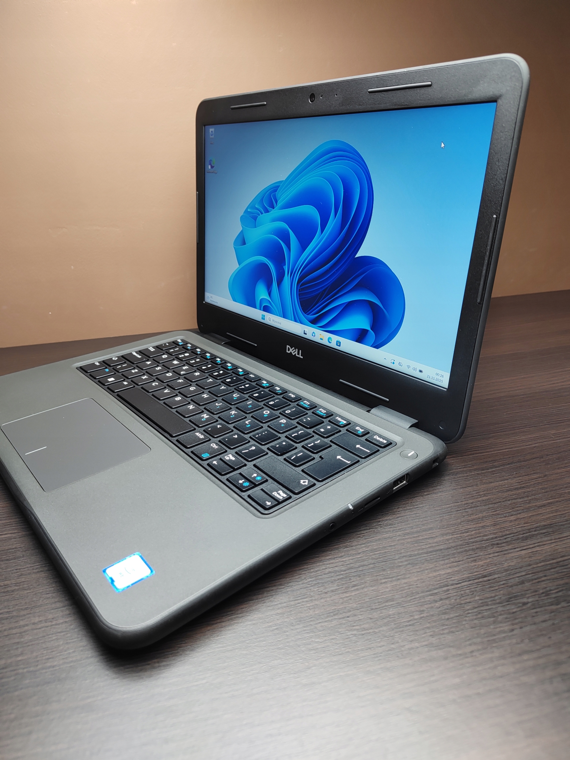 Dell Latitude 3310