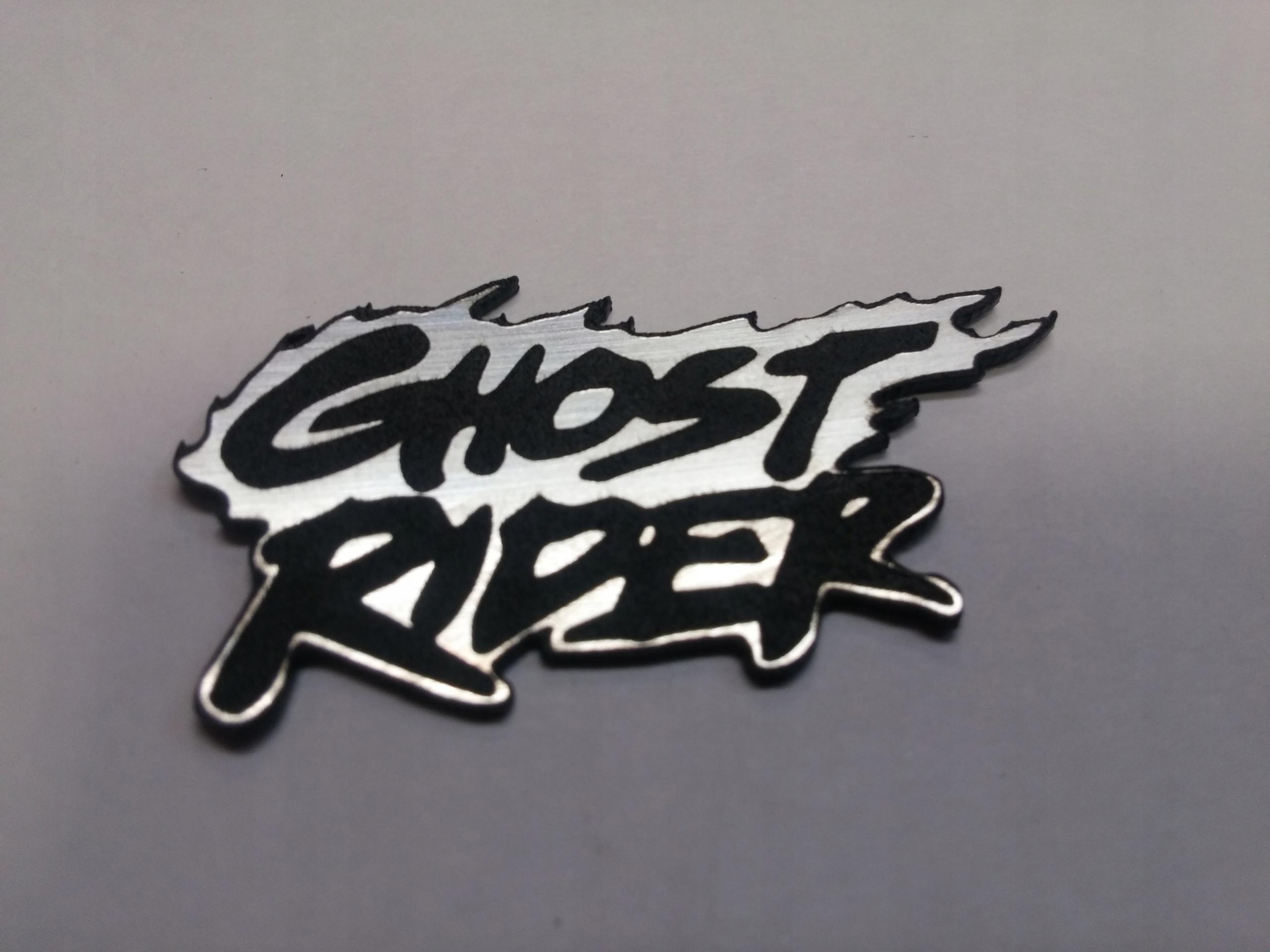 

Ghost Rider naklejka emblemat 50 x 25 mm *srebrna