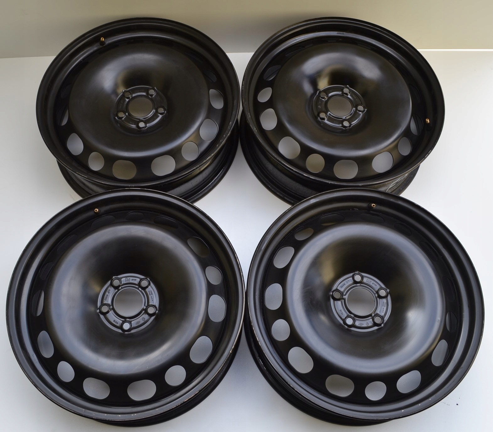 Сталеві диски SCENIC 5x114, 3 6, 5J20 ET 33 F-136