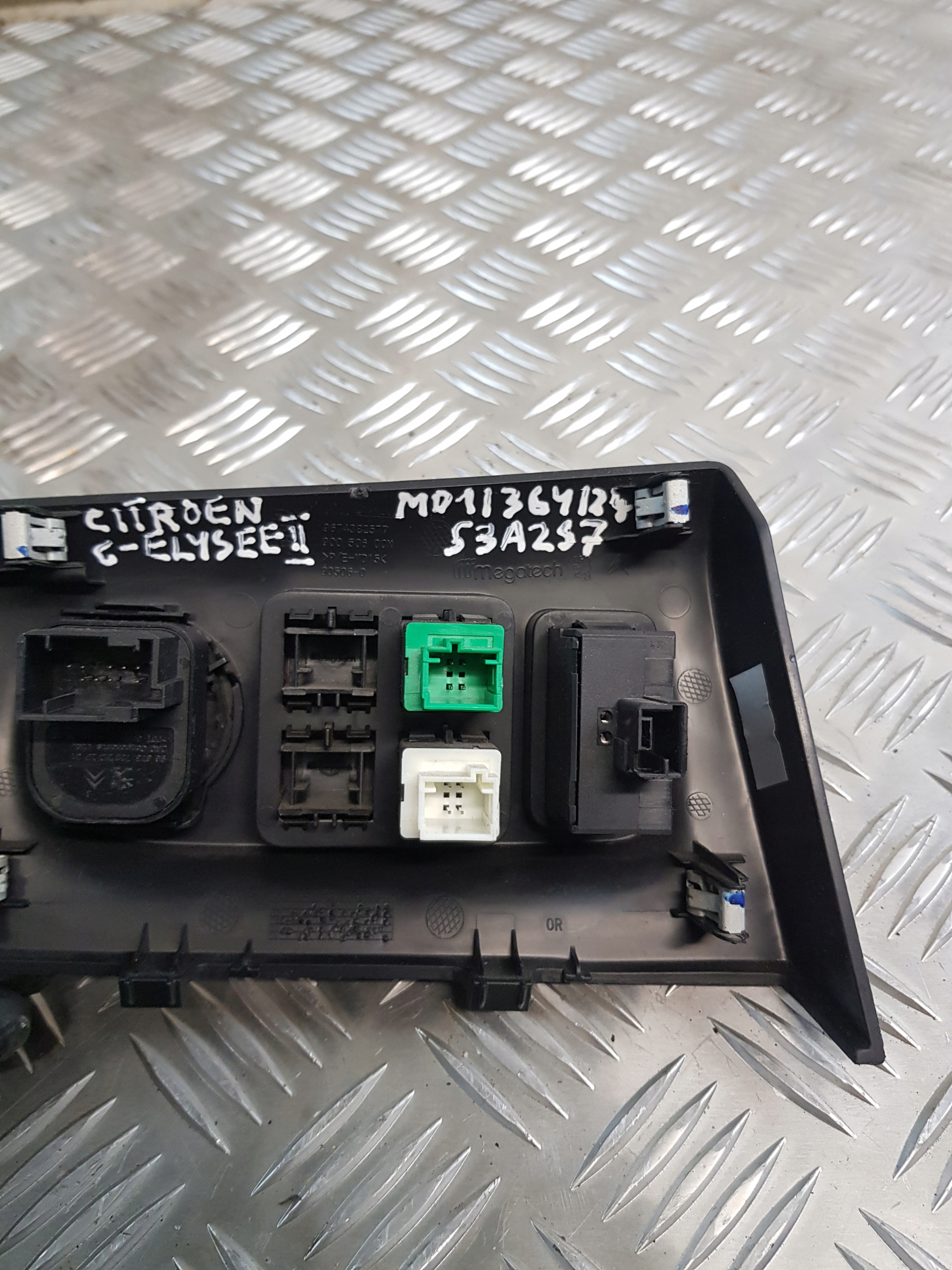 PANEL mirror control switch CITROEN C-ELYSEE II 9674382577 EU