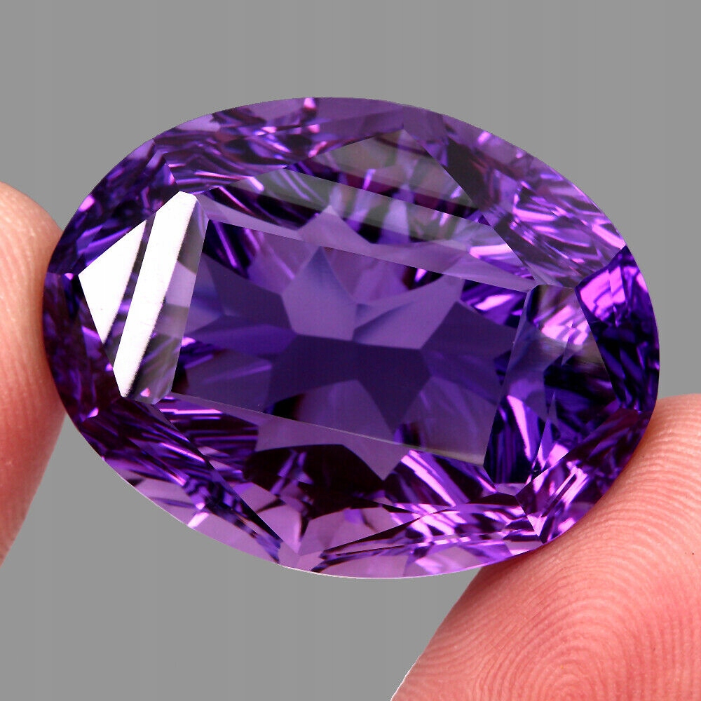 Ametyst přírodní kámen 85.68ct certifikát