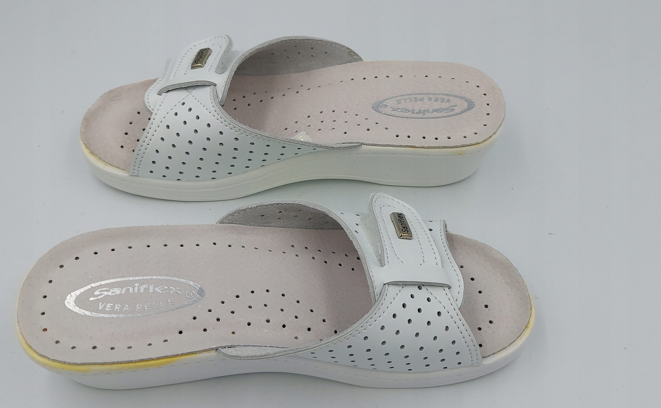 Klapki medyczne Saniflex 60407/30 PROMOCJA roz 36 Długość wkładki 23.2 cm