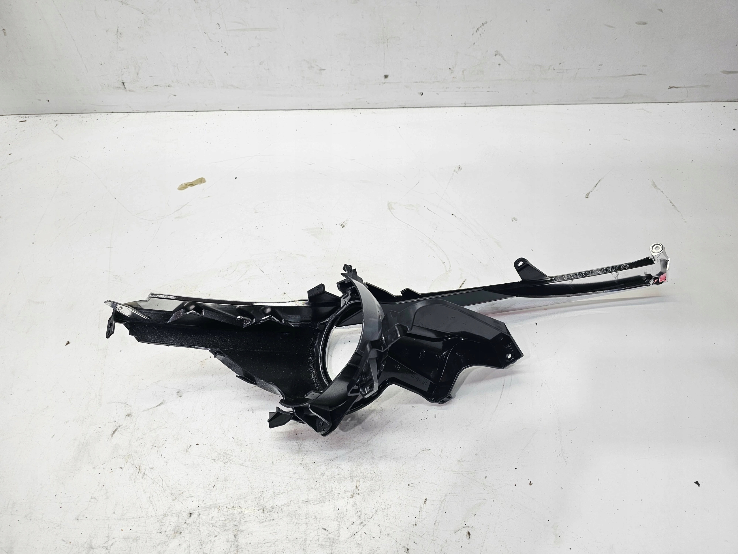 moulding CHROM upper REFLEKTORA left front AUDI A6 C7 2011-14 17755-01