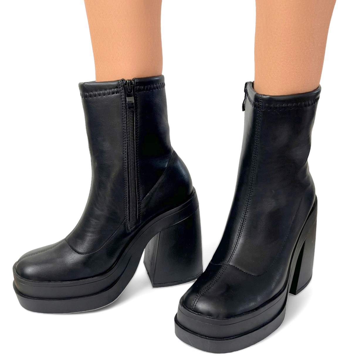 Dámské kozačky na silném podpatku Kotníkové Boty se zapínáním na zip, černé *40*