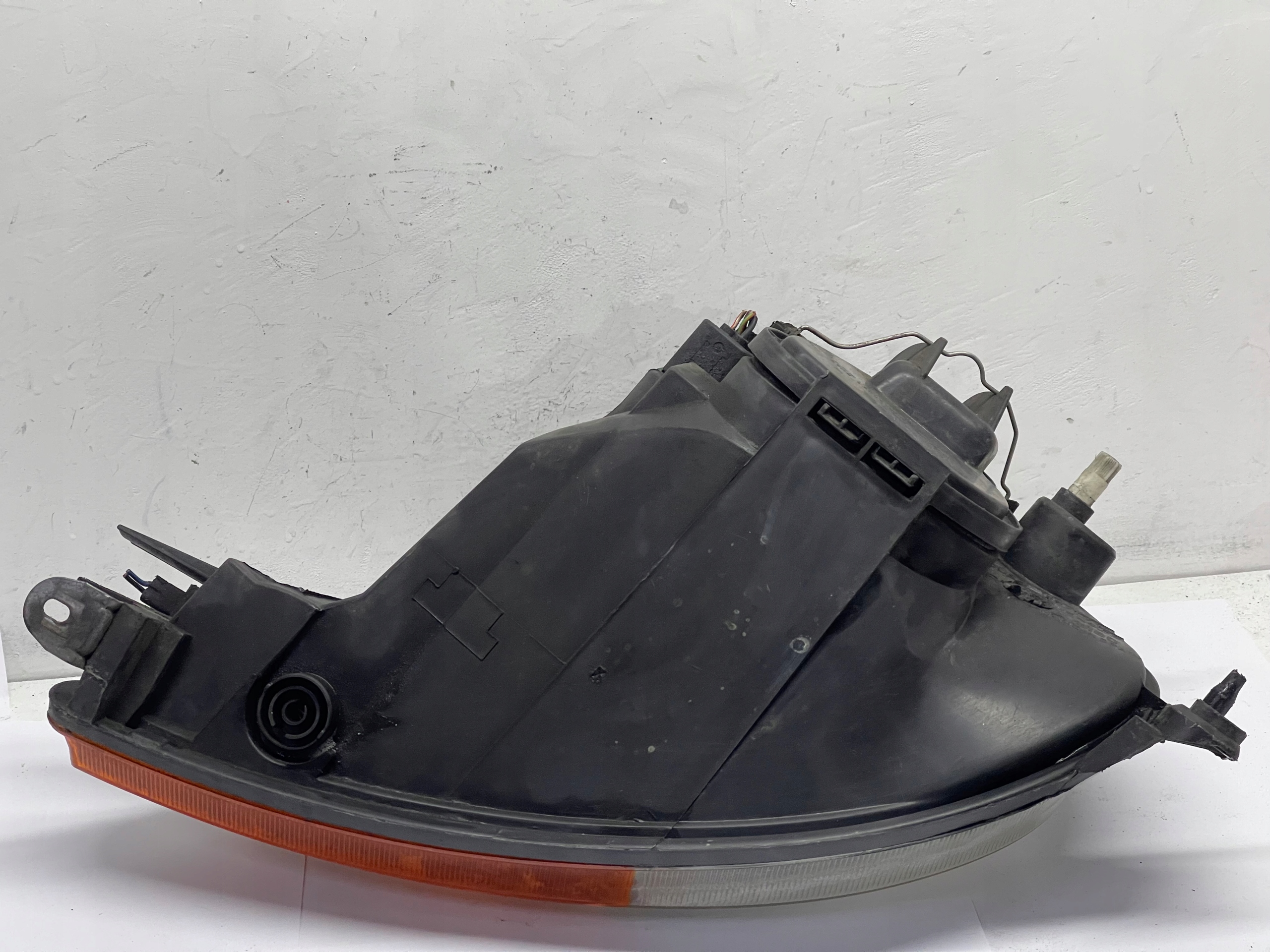 Ford OE 97KG13005AR reflektor light