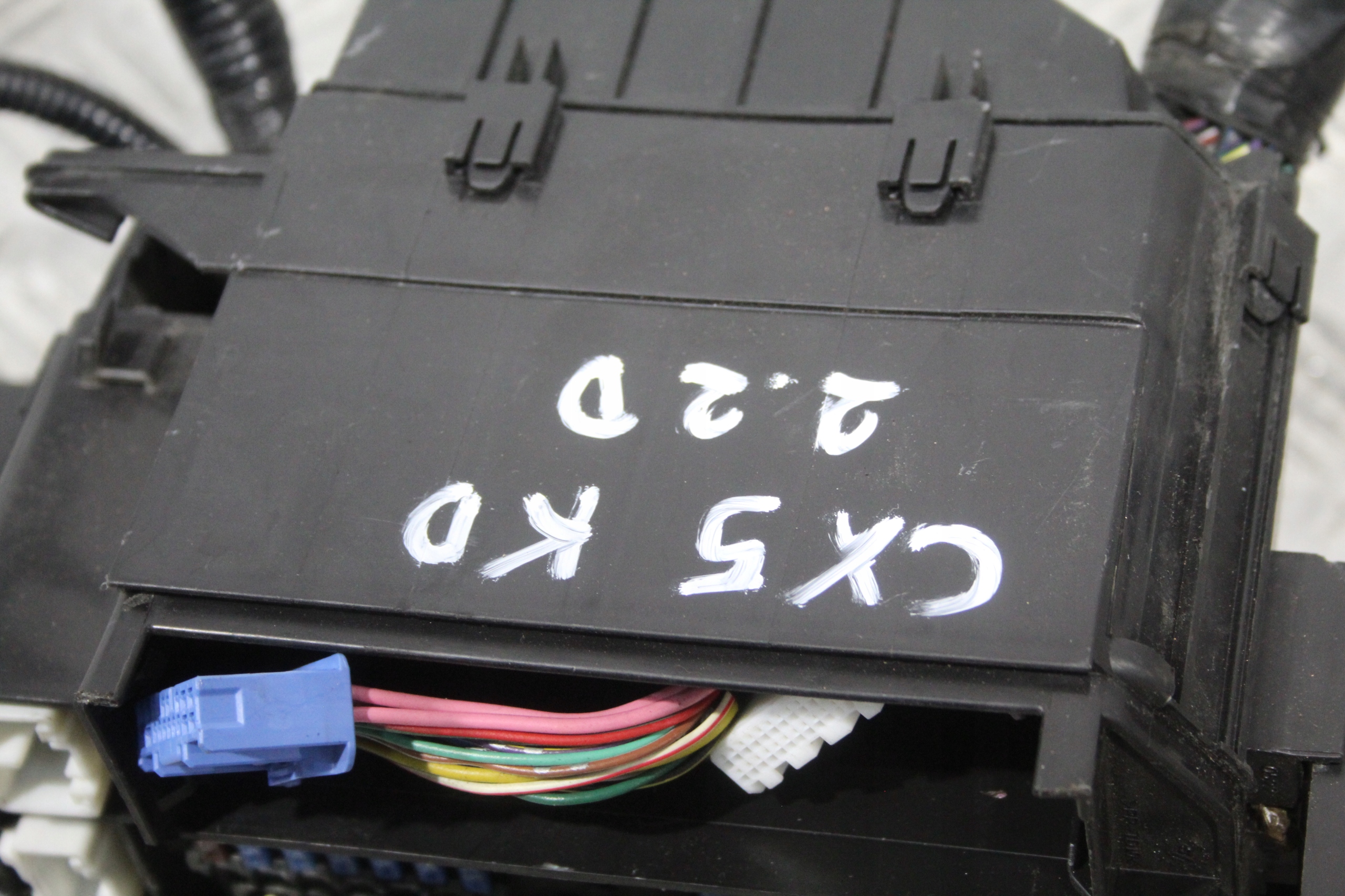 Module fusibles Boîte MAZDA CX5 KD LIFT