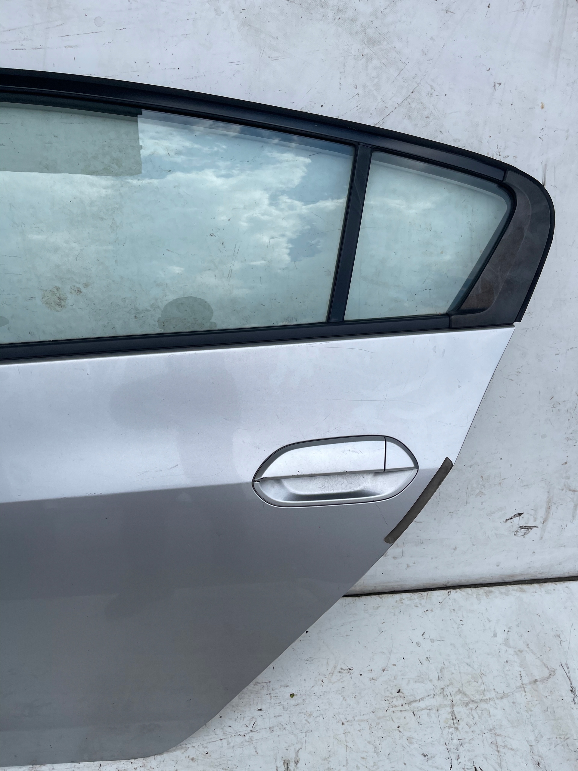door rear part rear. left HONDA INSIGHT 09