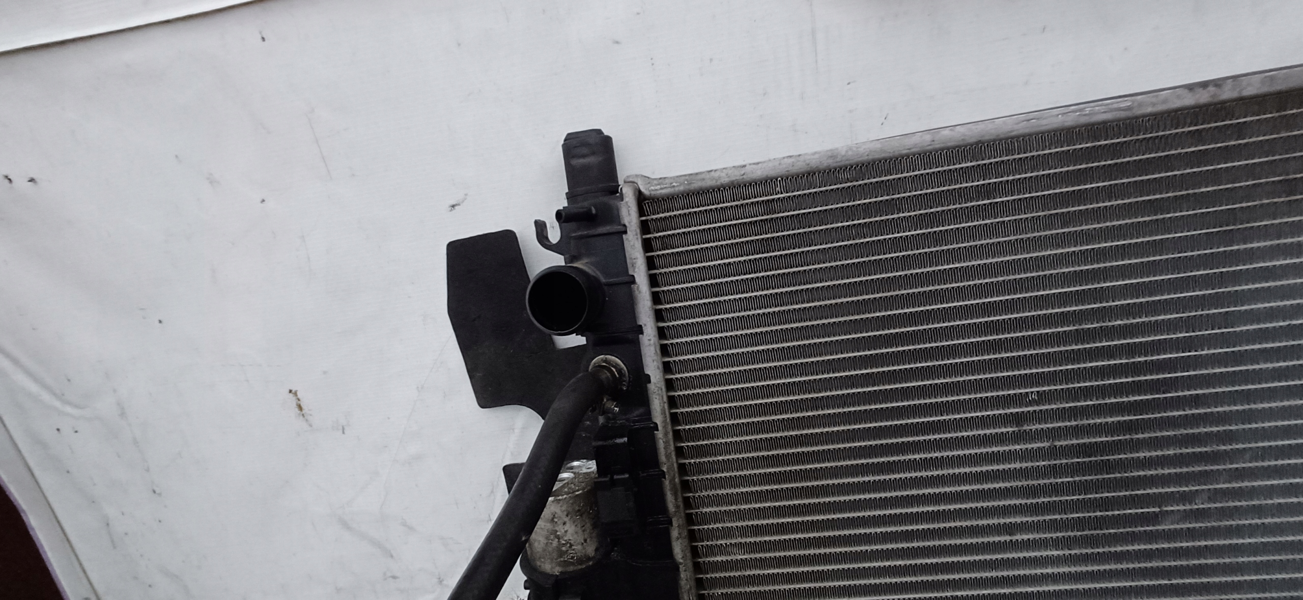 MERCEDES ML W163 water cooler 4.3 a1635002204